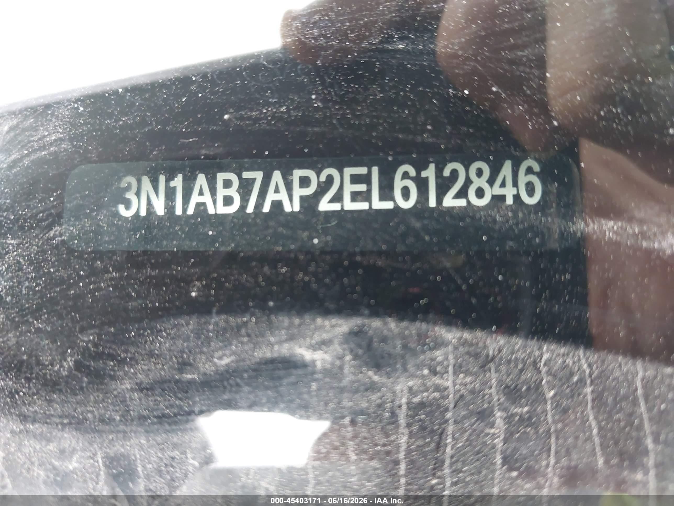 2014 Nissan Sentra Sr Silver vin: 3N1AB7AP2EL612846