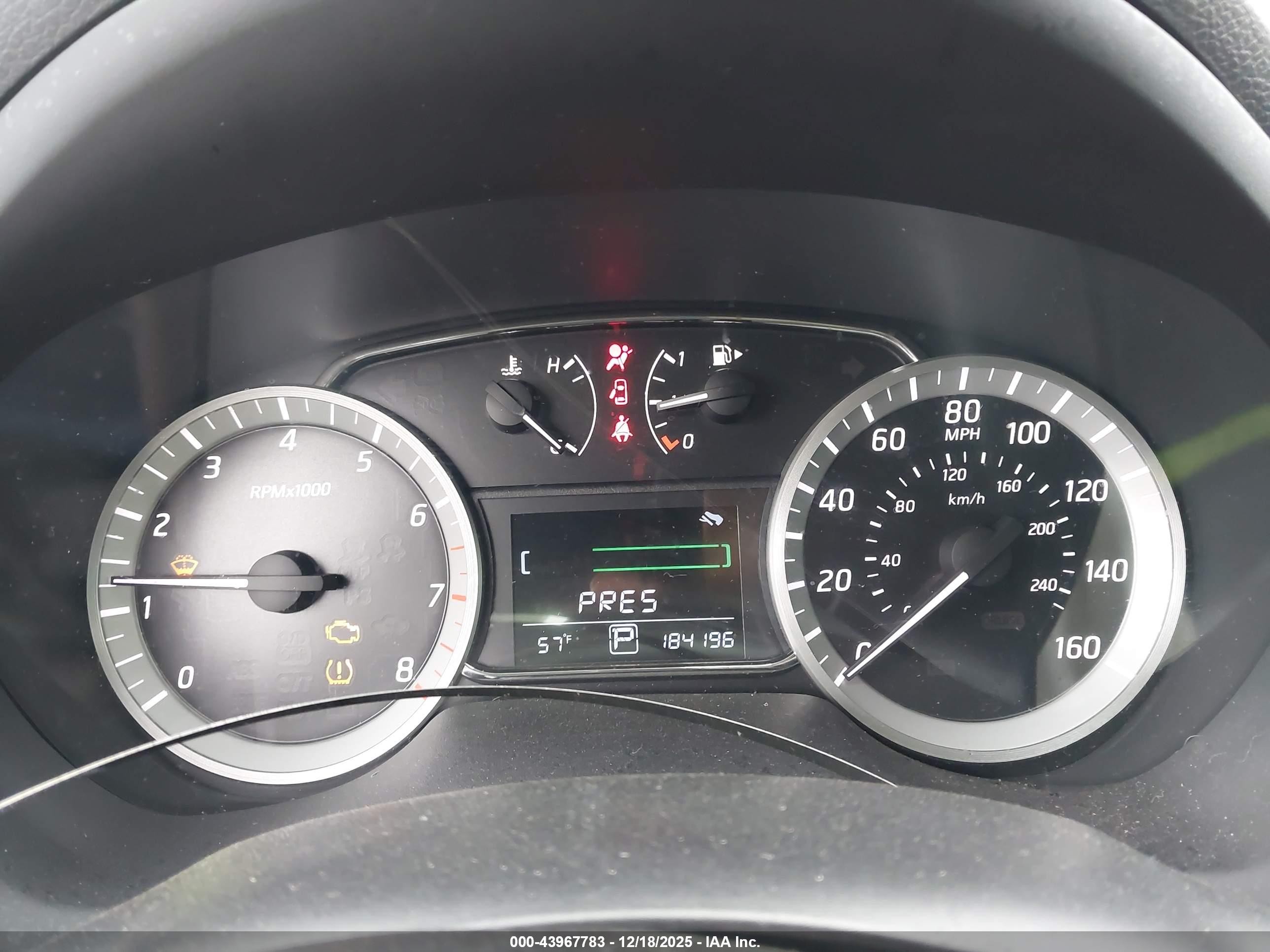 2014 Nissan Sentra Sv Silver vin: 3N1AB7AP2EL654613