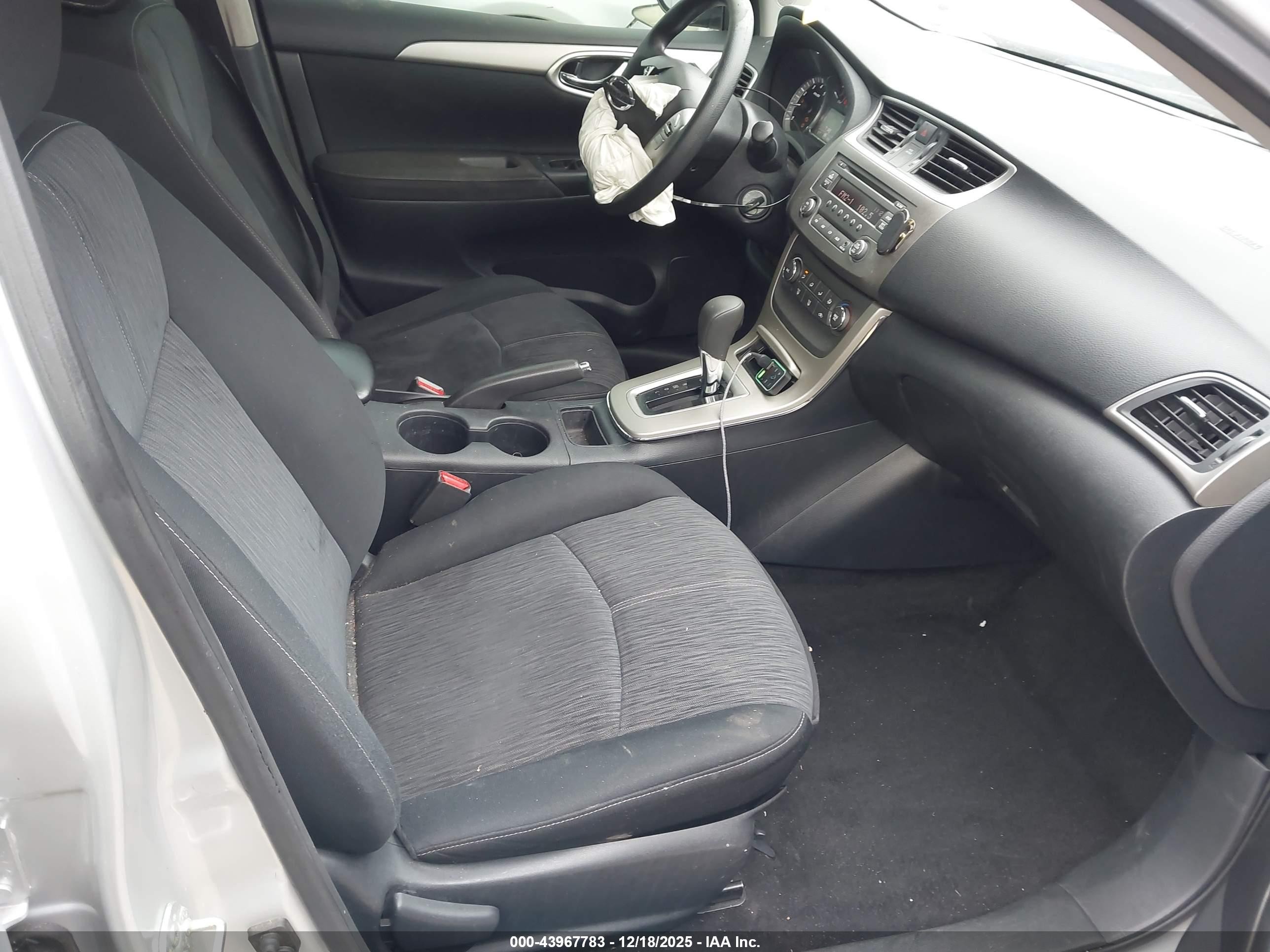 2014 Nissan Sentra Sv Silver vin: 3N1AB7AP2EL654613