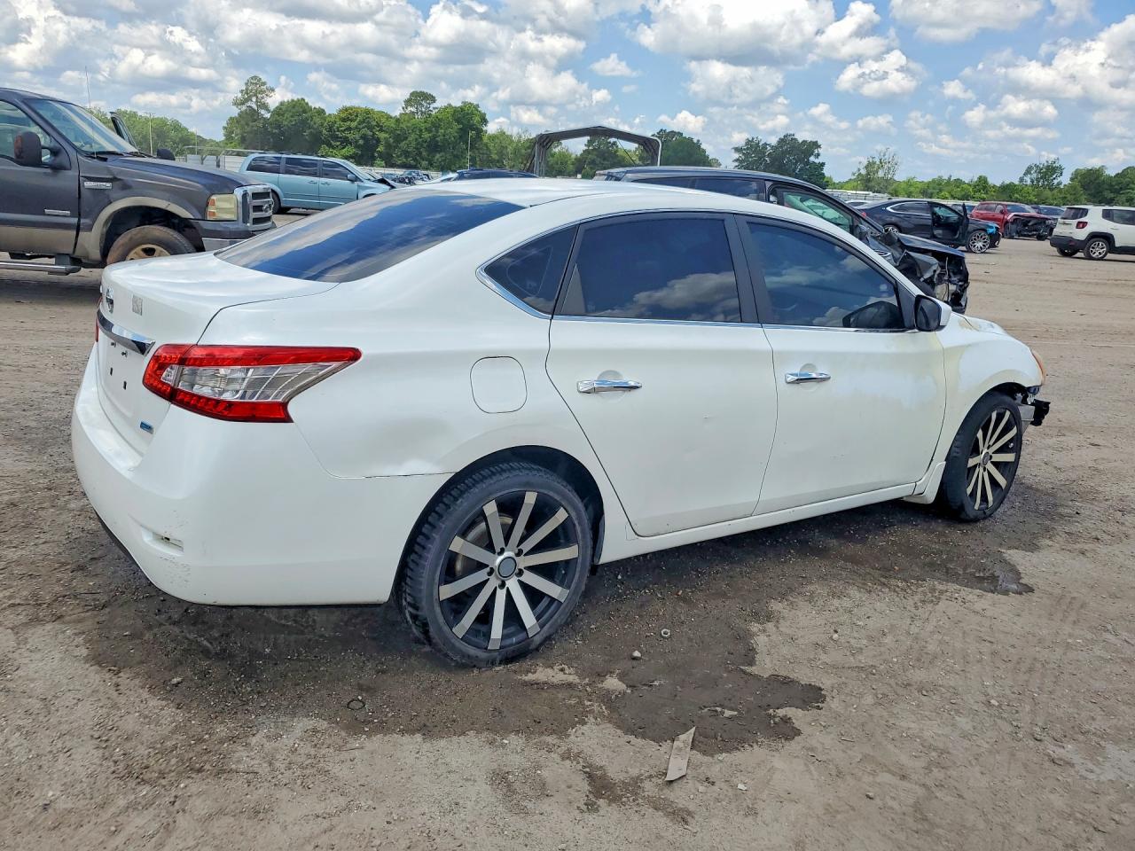 2014 Nissan Sentra S Белый vin: 3N1AB7AP2EL661870