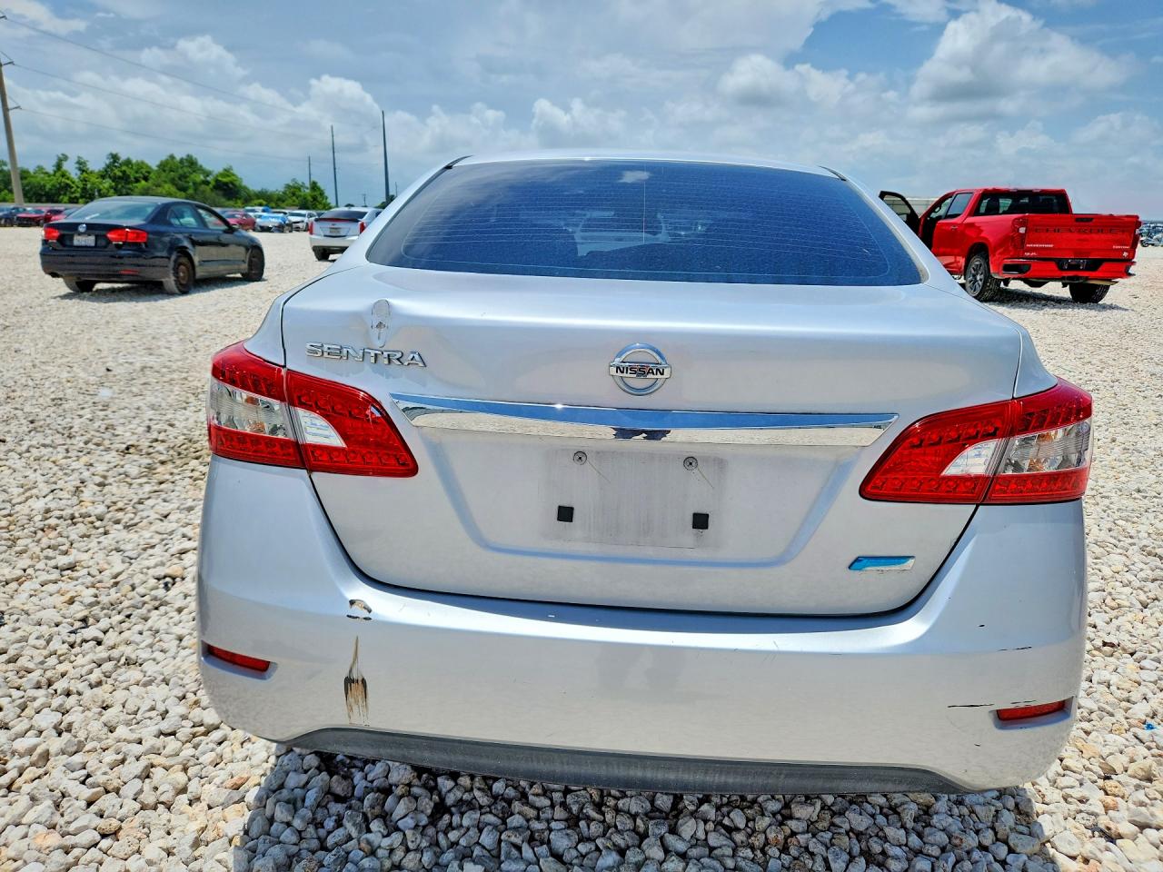 2014 Nissan Sentra Silver vin: 3N1AB7AP2EY215320
