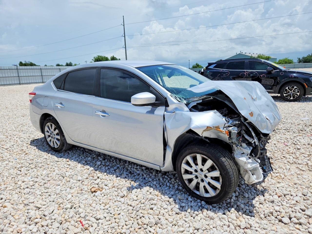 2014 Nissan Sentra Silver vin: 3N1AB7AP2EY215320
