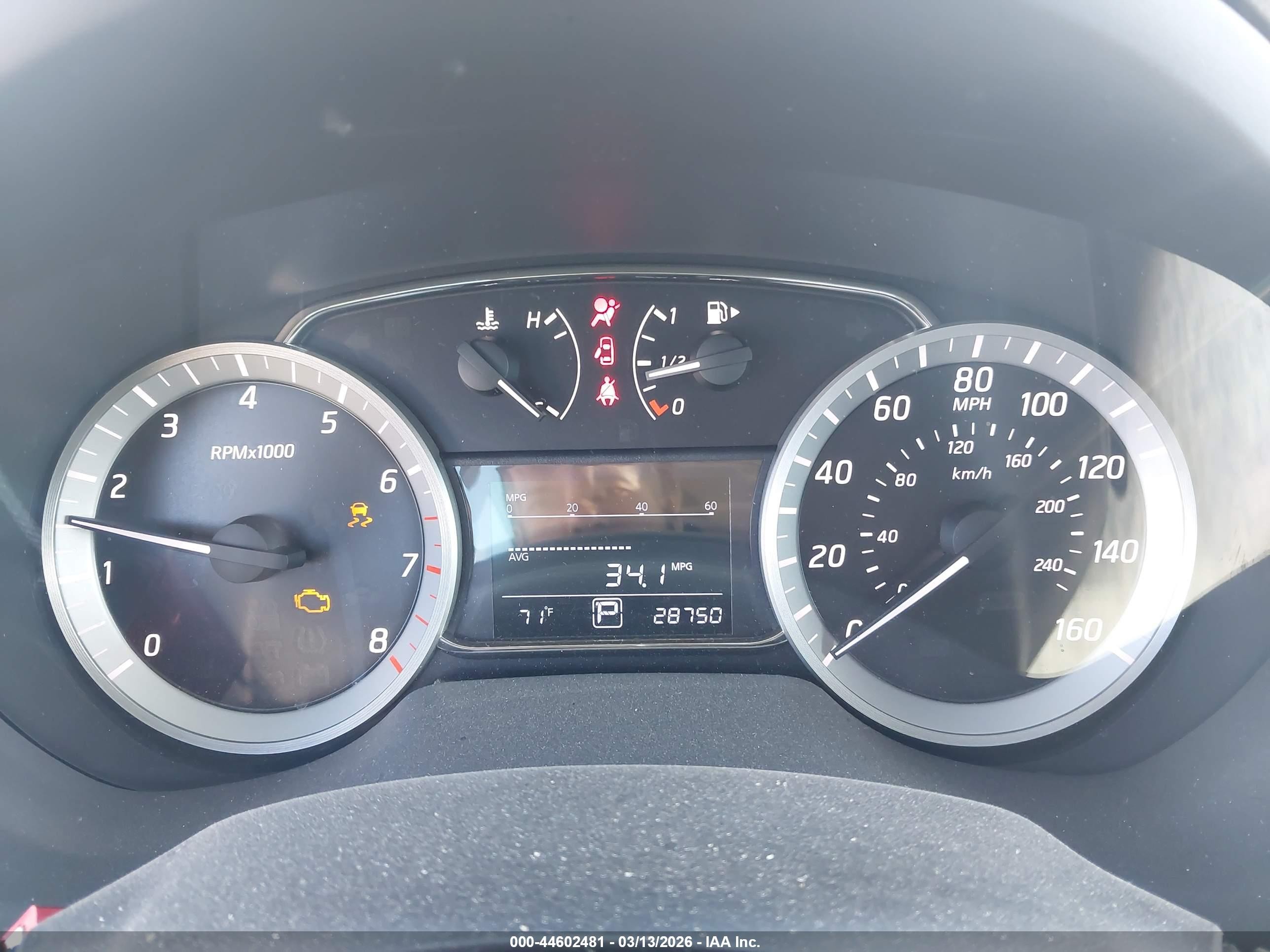 2014 Nissan Sentra Sr Серебряный vin: 3N1AB7AP2EY224633