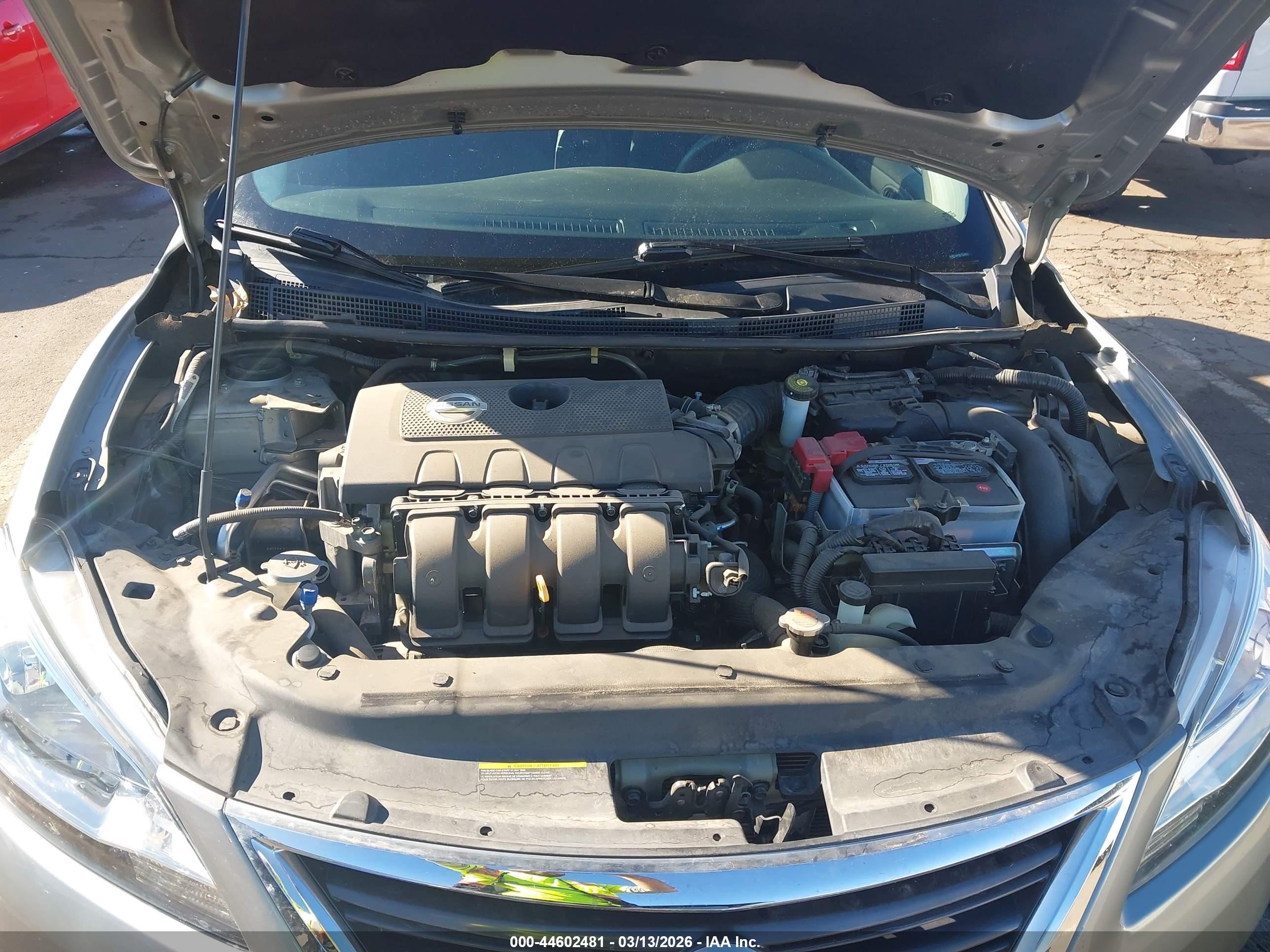 2014 Nissan Sentra Sr Серебряный vin: 3N1AB7AP2EY224633