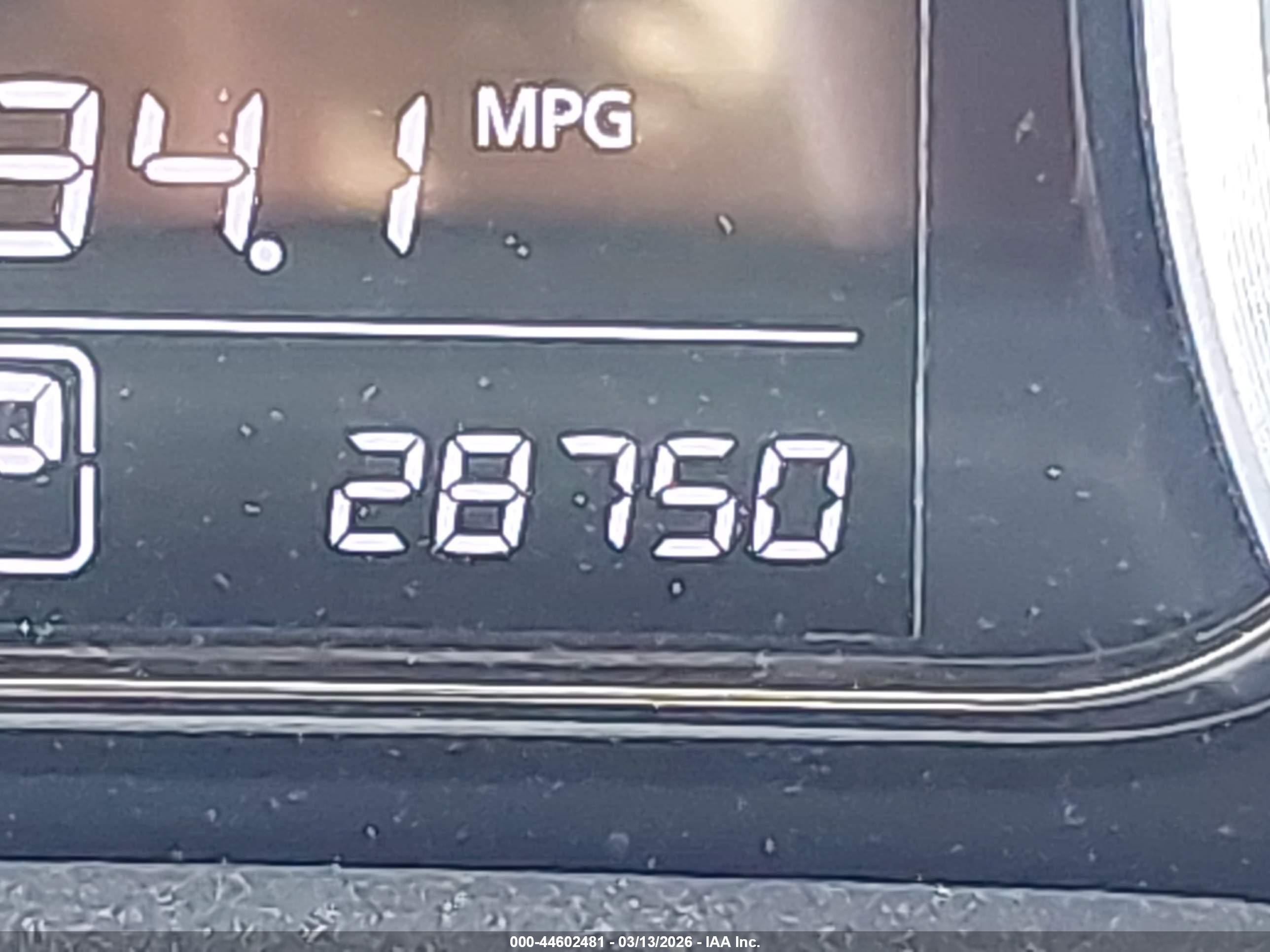 2014 Nissan Sentra Sr Серебряный vin: 3N1AB7AP2EY224633