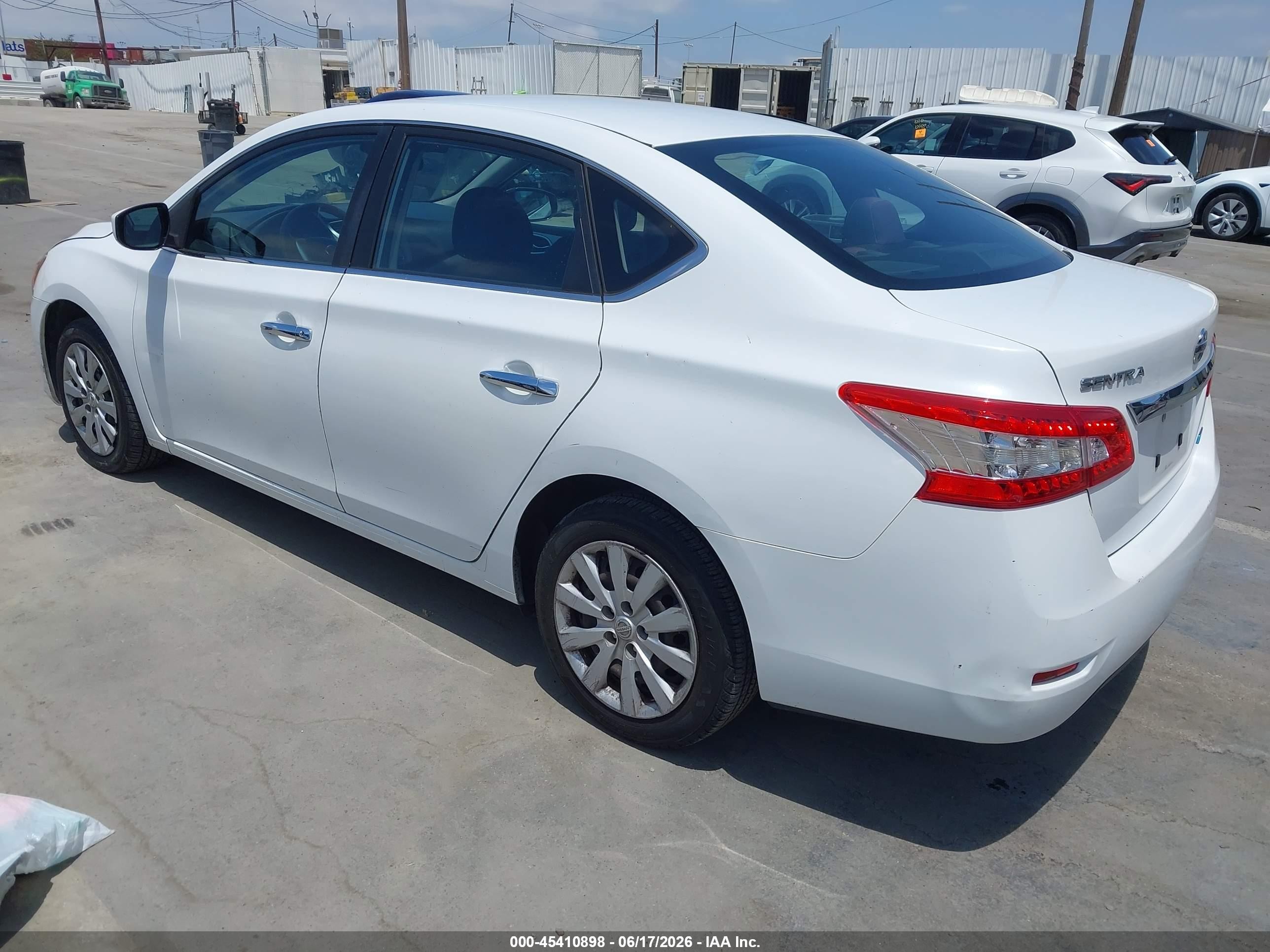 2014 Nissan Sentra S White vin: 3N1AB7AP2EY238273