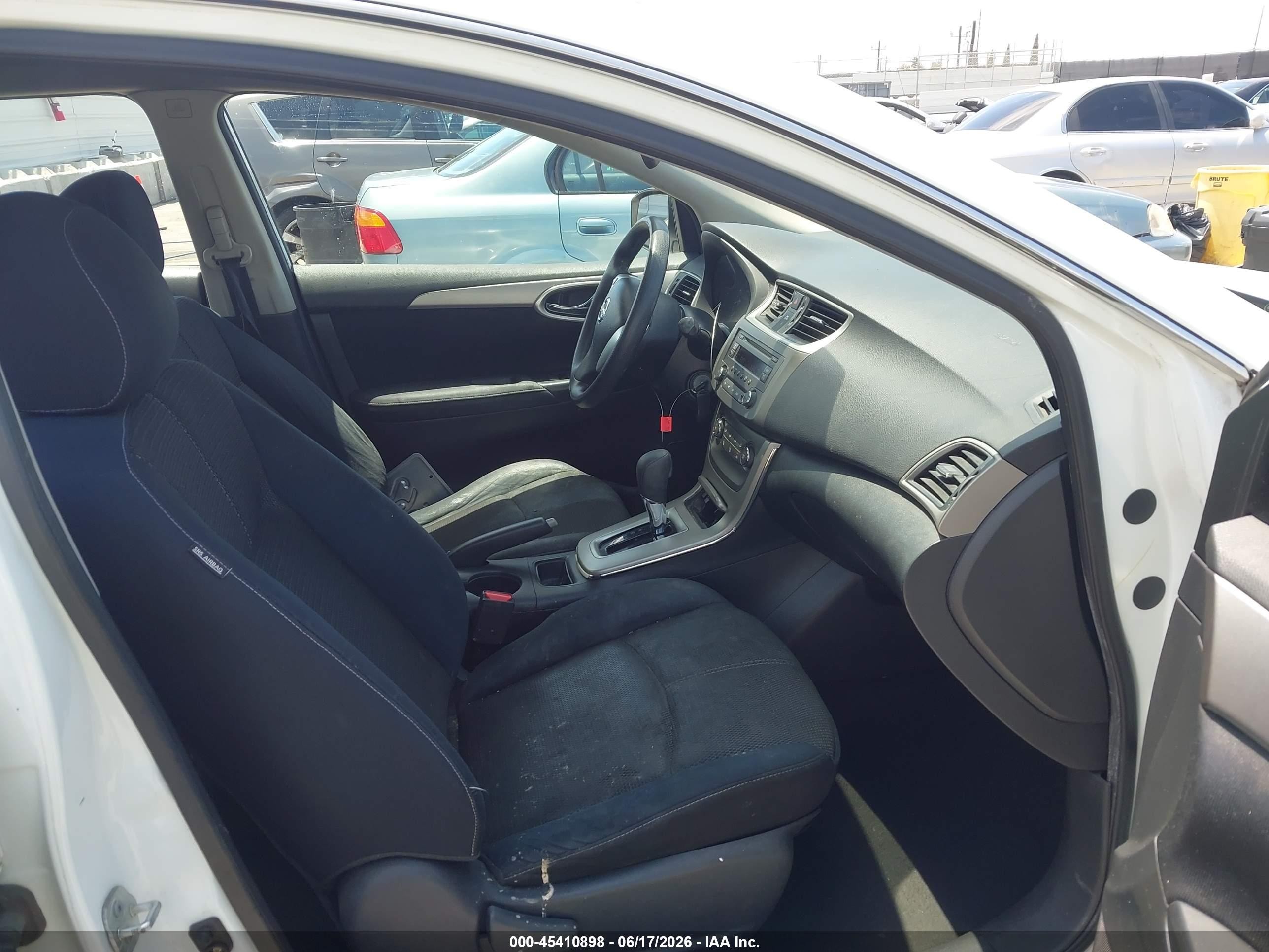 2014 Nissan Sentra S White vin: 3N1AB7AP2EY238273