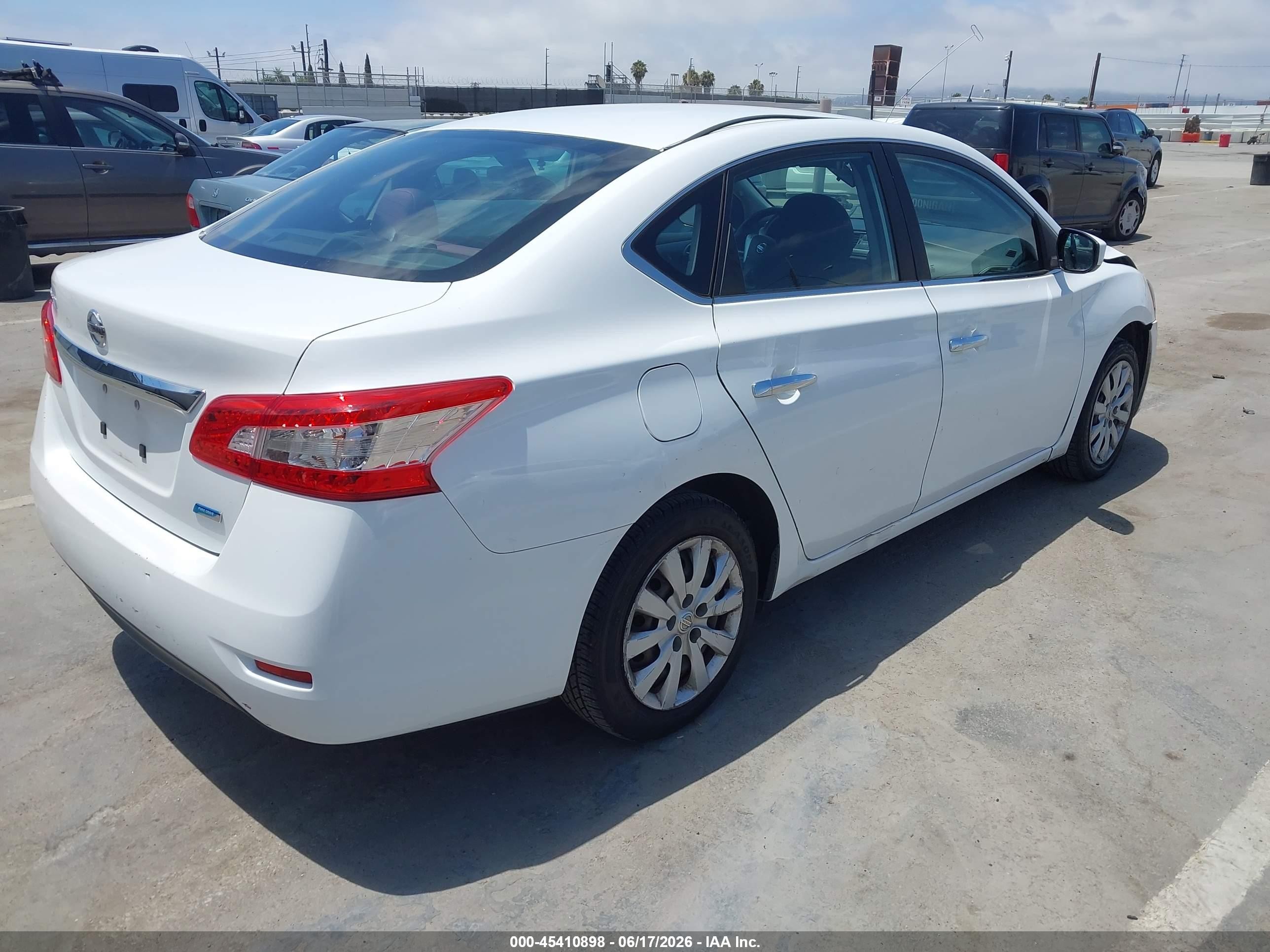 2014 Nissan Sentra S White vin: 3N1AB7AP2EY238273