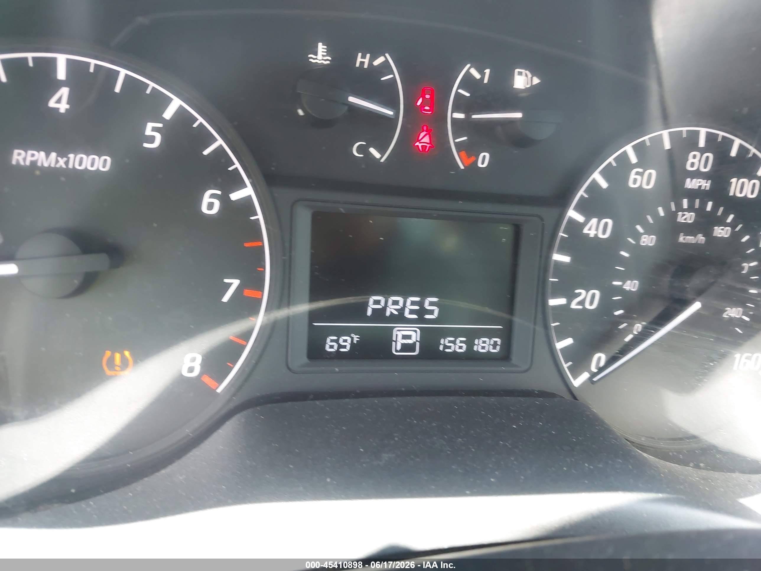 2014 Nissan Sentra S White vin: 3N1AB7AP2EY238273