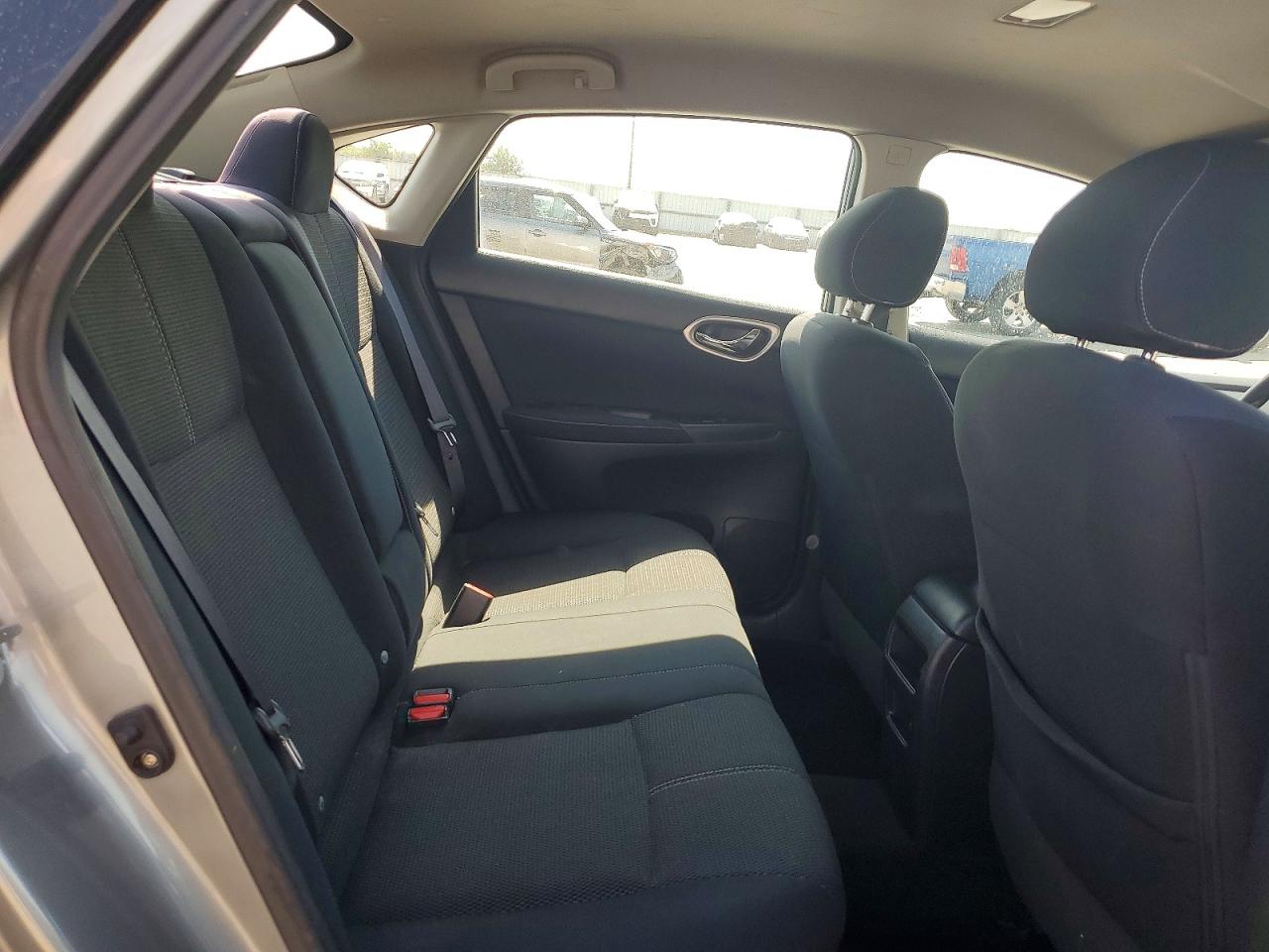 2014 Nissan Sentra S Silver vin: 3N1AB7AP2EY242680