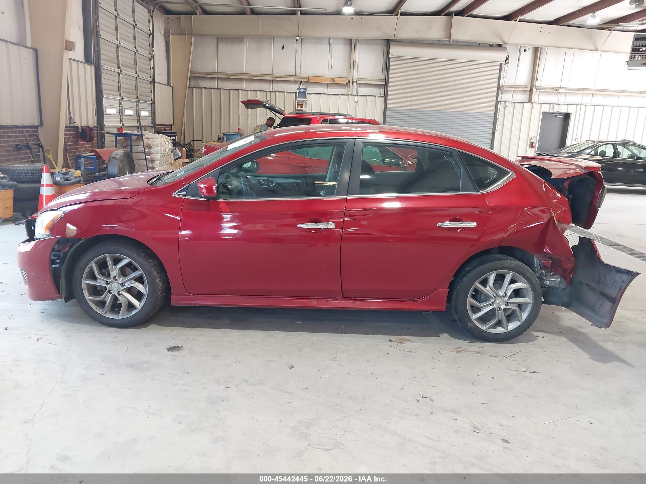 2014 Nissan Sentra Sr Красный vin: 3N1AB7AP2EY254716