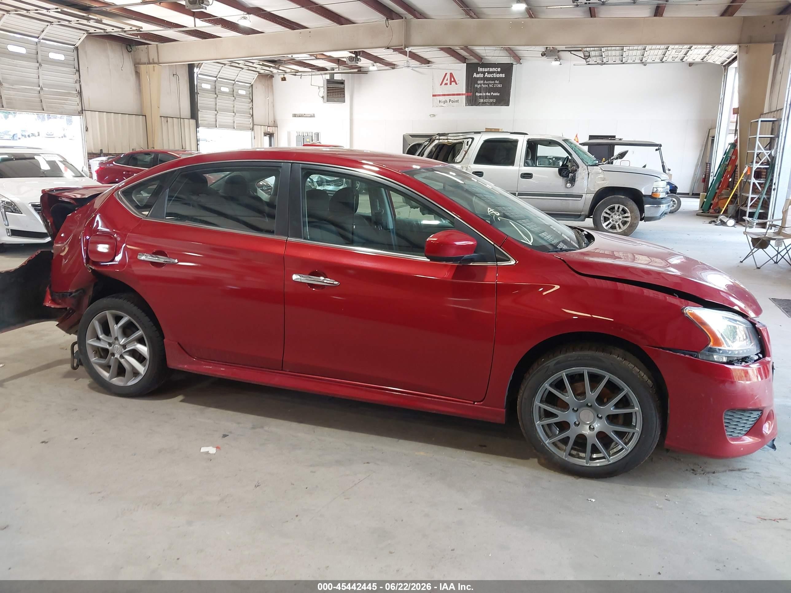 2014 Nissan Sentra Sr Красный vin: 3N1AB7AP2EY254716