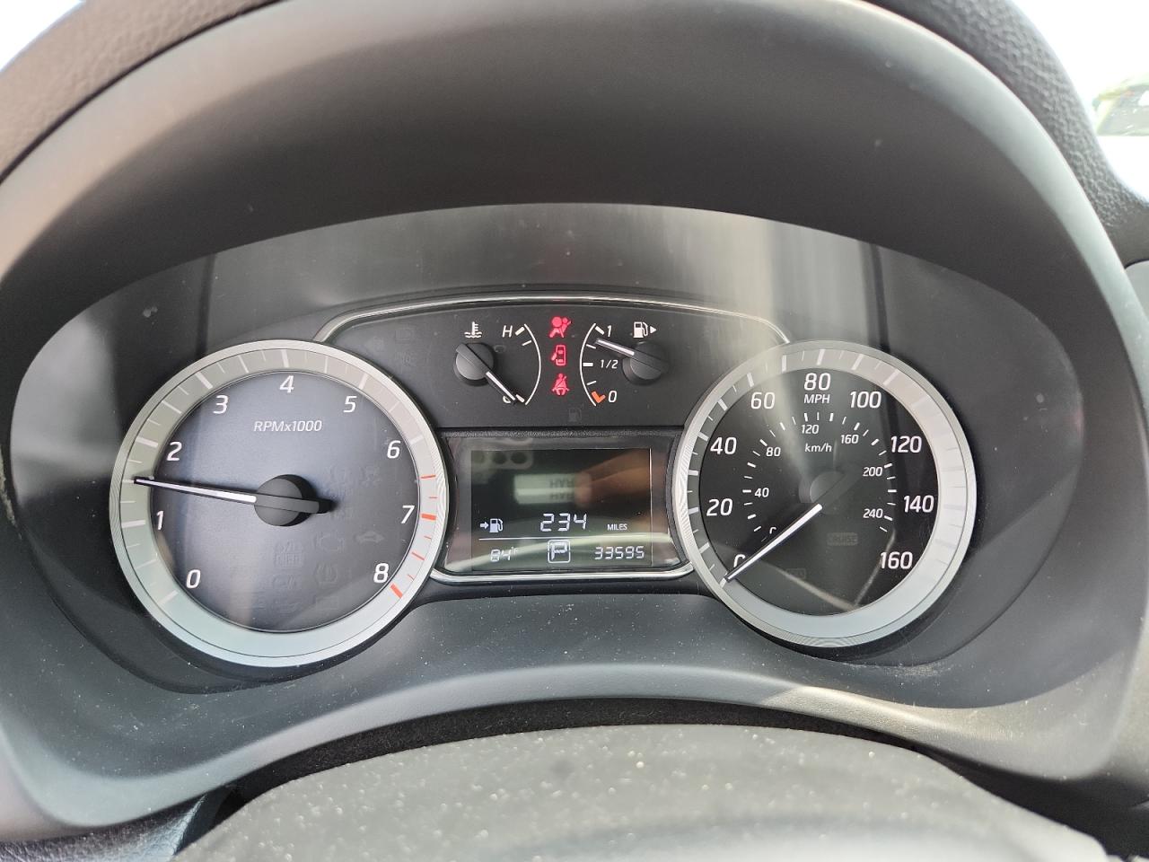 2014 Nissan Sentra Sv Silver vin: 3N1AB7AP2EY256059