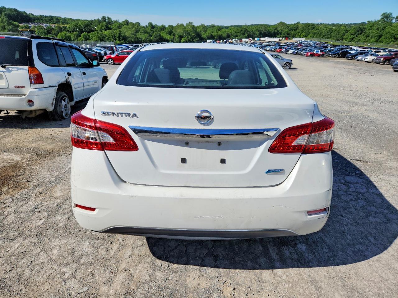 2014 Nissan Sentra S White vin: 3N1AB7AP2EY278630