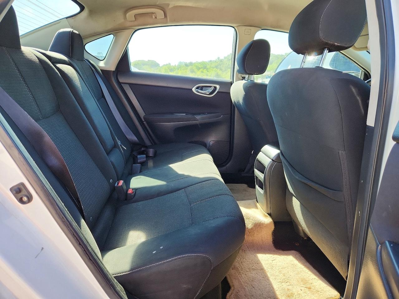 2014 Nissan Sentra S White vin: 3N1AB7AP2EY278630