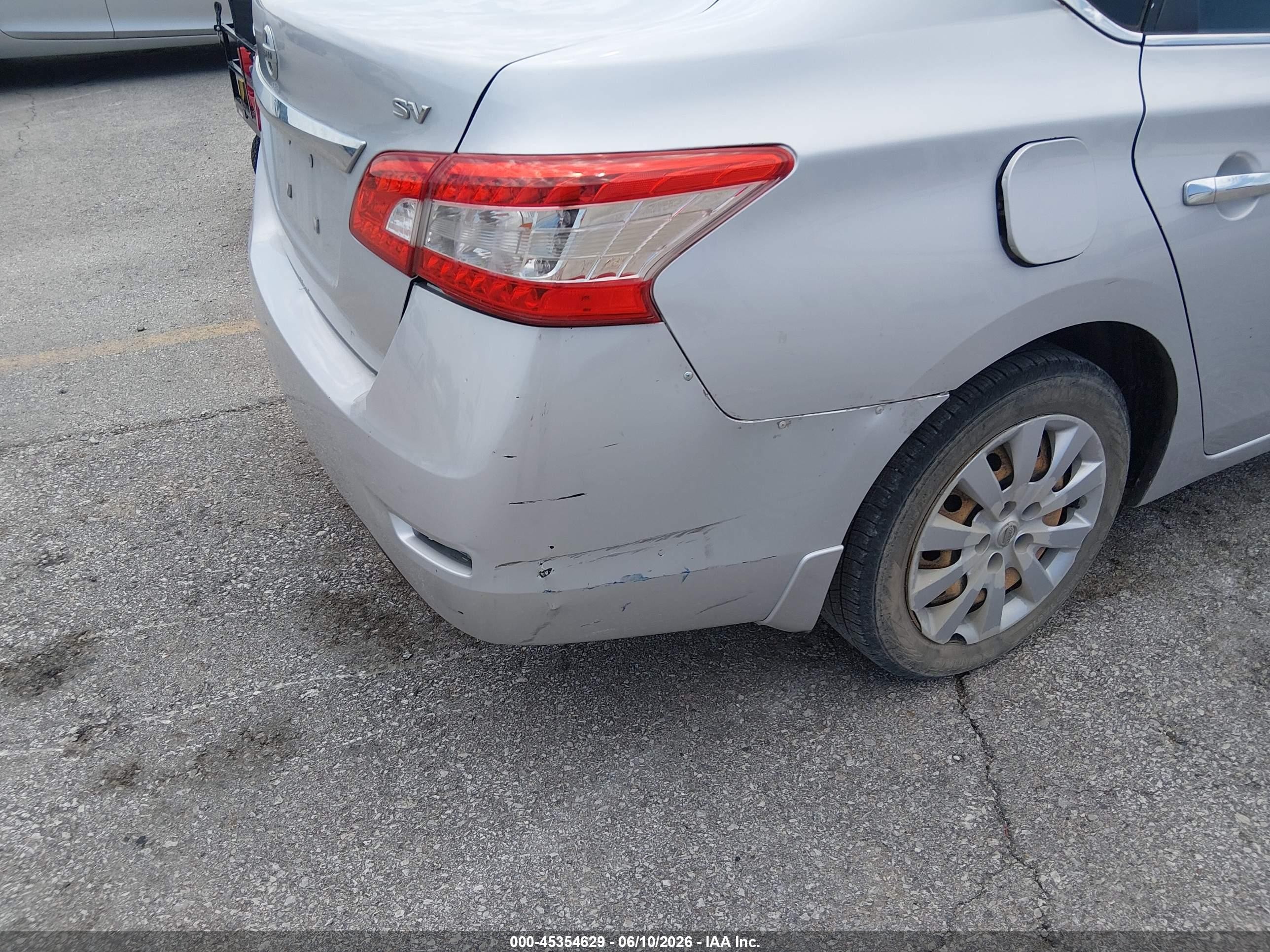2015 Nissan Sentra Fe+ S/s/sl/sr/sv Silver vin: 3N1AB7AP2FL629194