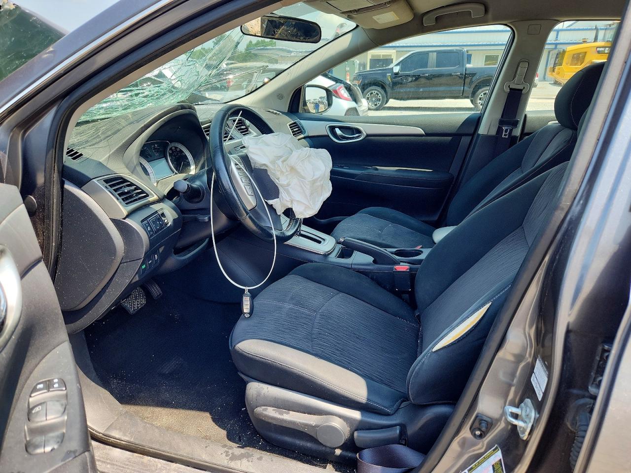 2015 Nissan Sentra Sv Серебряный vin: 3N1AB7AP2FL651700