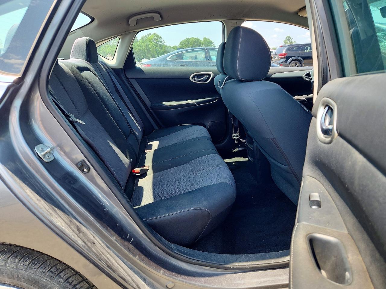 2015 Nissan Sentra Sv Серебряный vin: 3N1AB7AP2FL651700