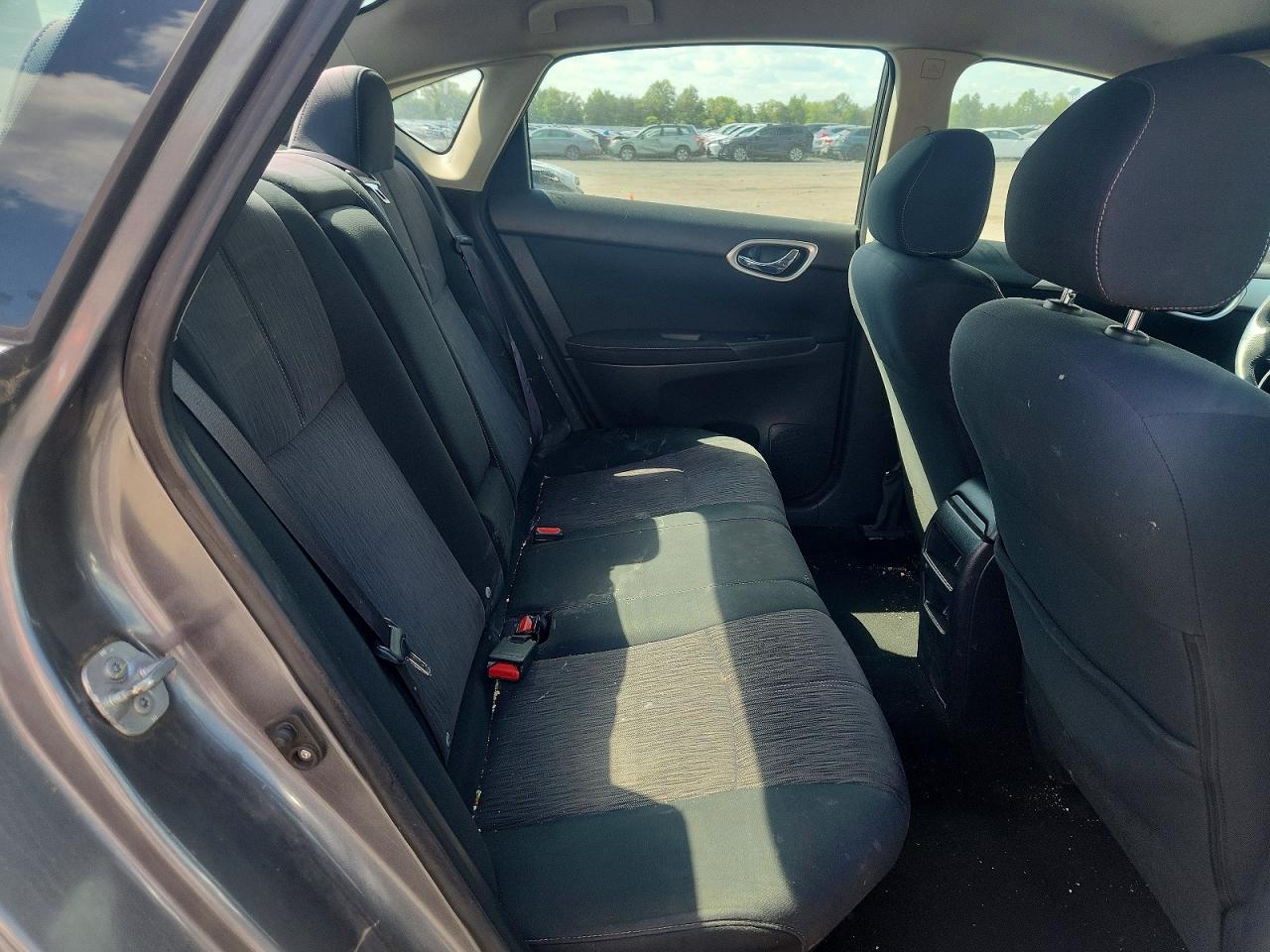 2015 Nissan Sentra Sv Silver vin: 3N1AB7AP2FL662342