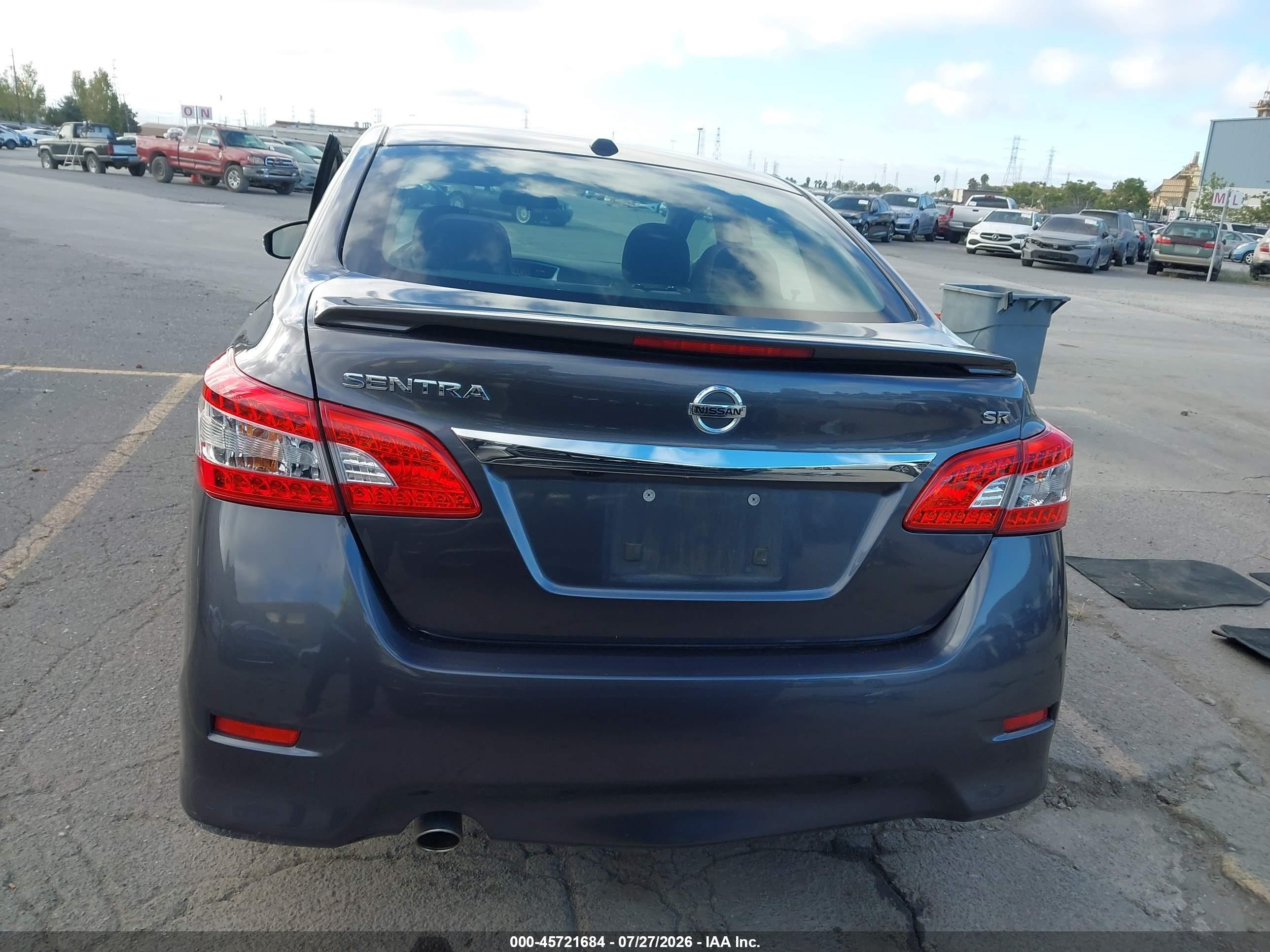 2015 Nissan Sentra Sr Gray vin: 3N1AB7AP2FY225847