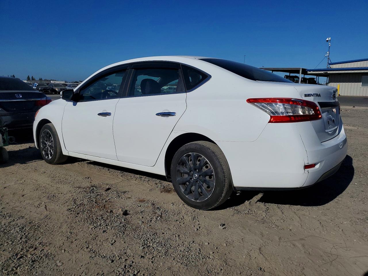 2015 Nissan Sentra S White vin: 3N1AB7AP2FY242230