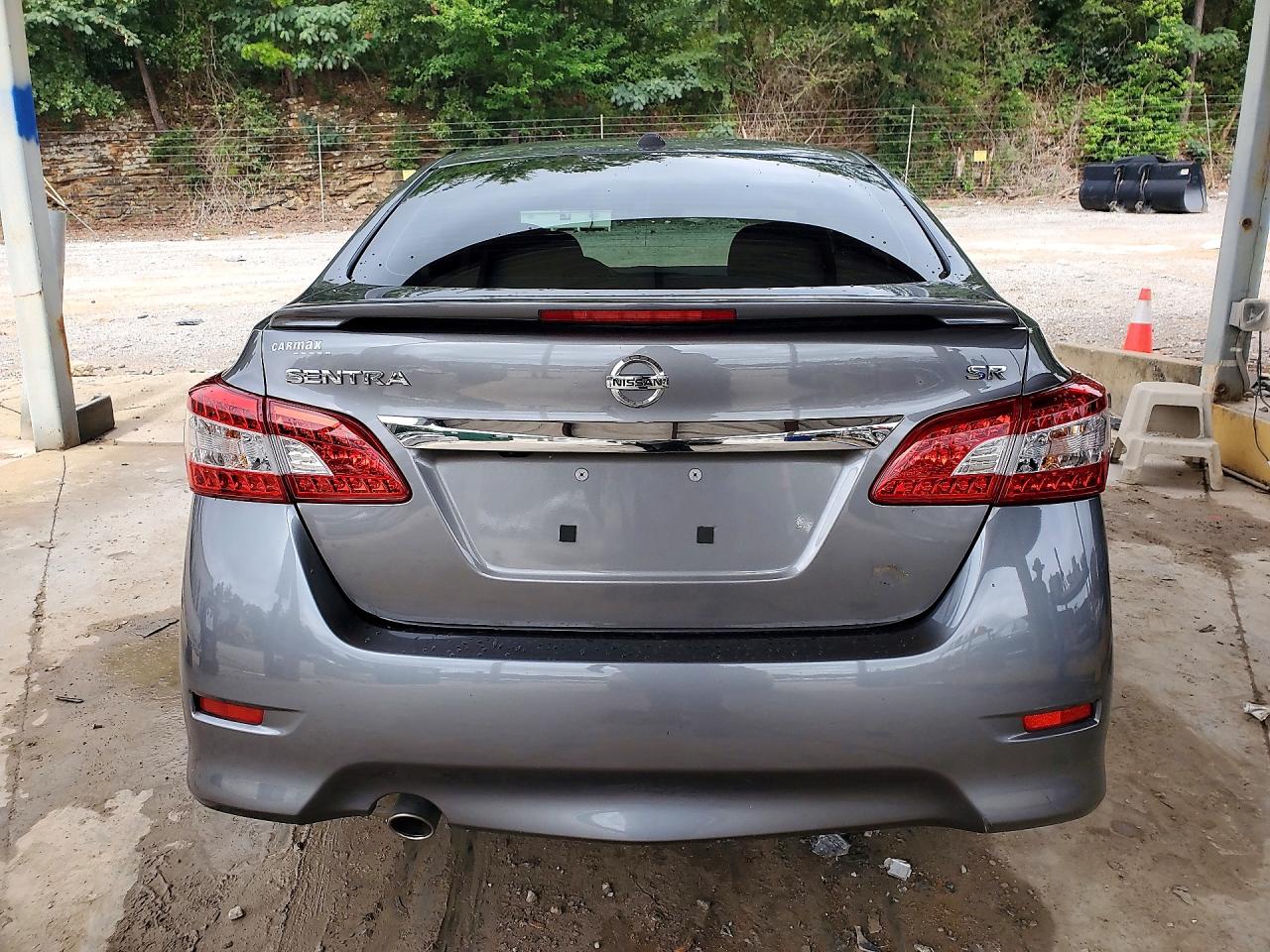 2015 Nissan Sentra Sr Gray vin: 3N1AB7AP2FY245547