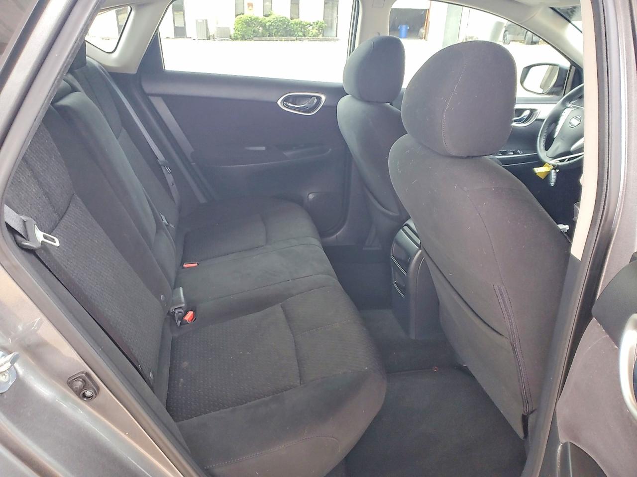 2015 Nissan Sentra Sr Gray vin: 3N1AB7AP2FY245547