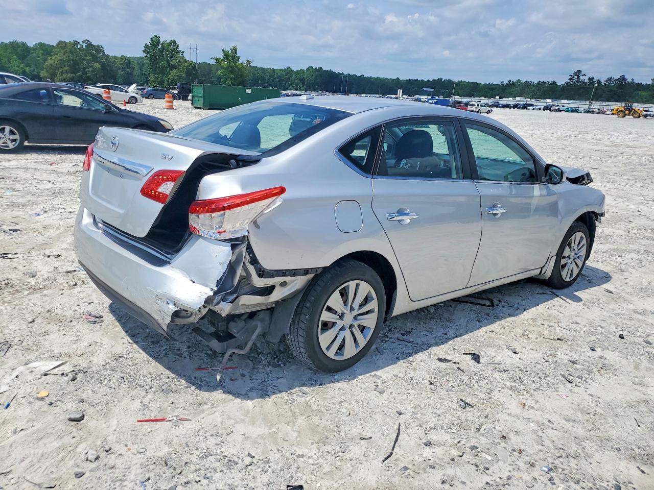 2015 Nissan Sentra Sv Серебряный vin: 3N1AB7AP2FY249324