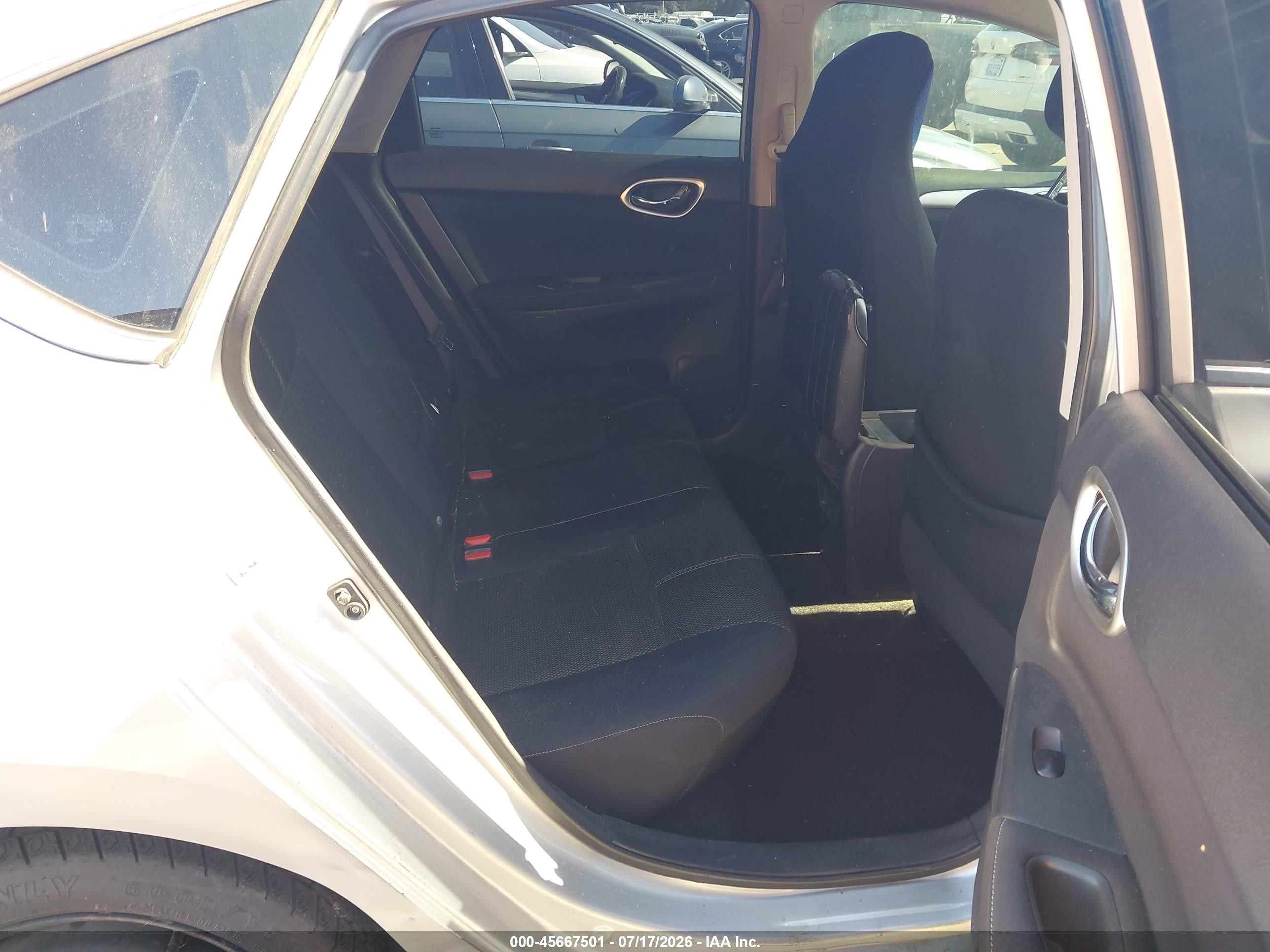 2015 Nissan Sentra S Silver vin: 3N1AB7AP2FY271596