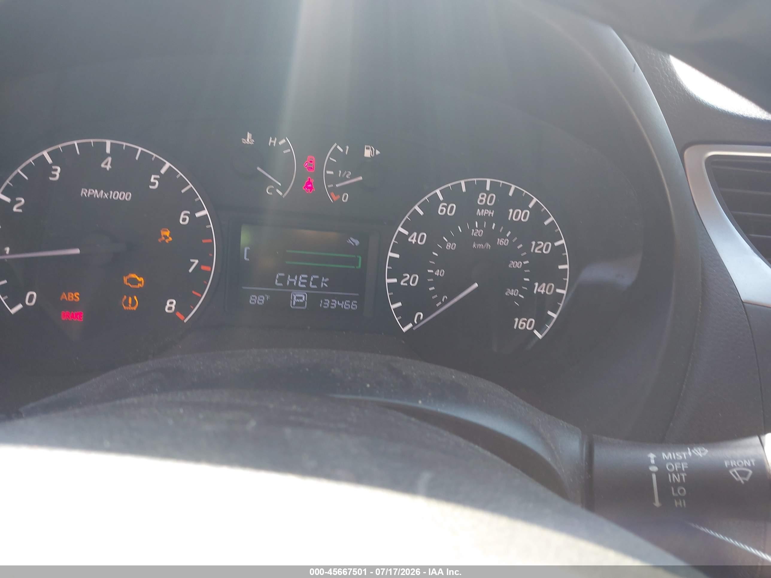 2015 Nissan Sentra S Silver vin: 3N1AB7AP2FY271596