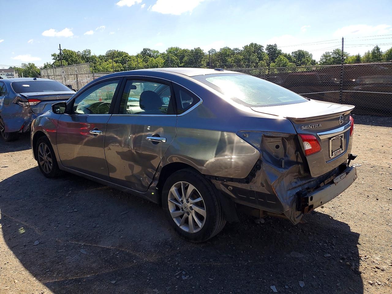 2015 Nissan Sentra Sv Серый vin: 3N1AB7AP2FY285644