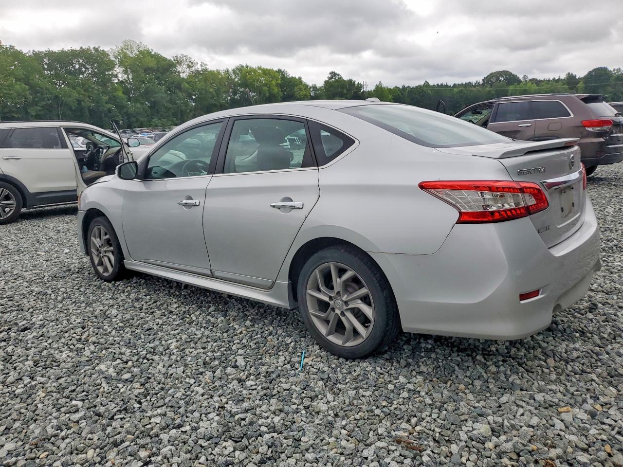 2015 Nissan Sentra Sr Silver vin: 3N1AB7AP2FY305388