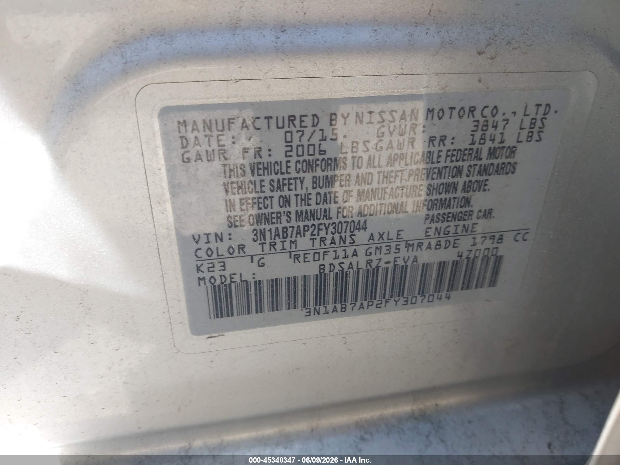 2015 Nissan Sentra Sr Silver vin: 3N1AB7AP2FY307044