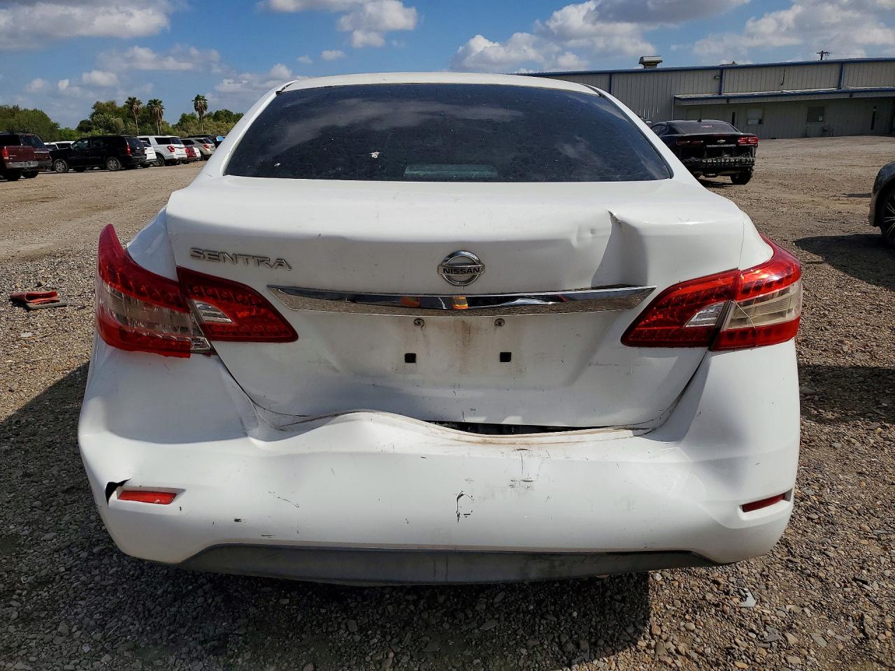2015 Nissan Sentra S White vin: 3N1AB7AP2FY326094