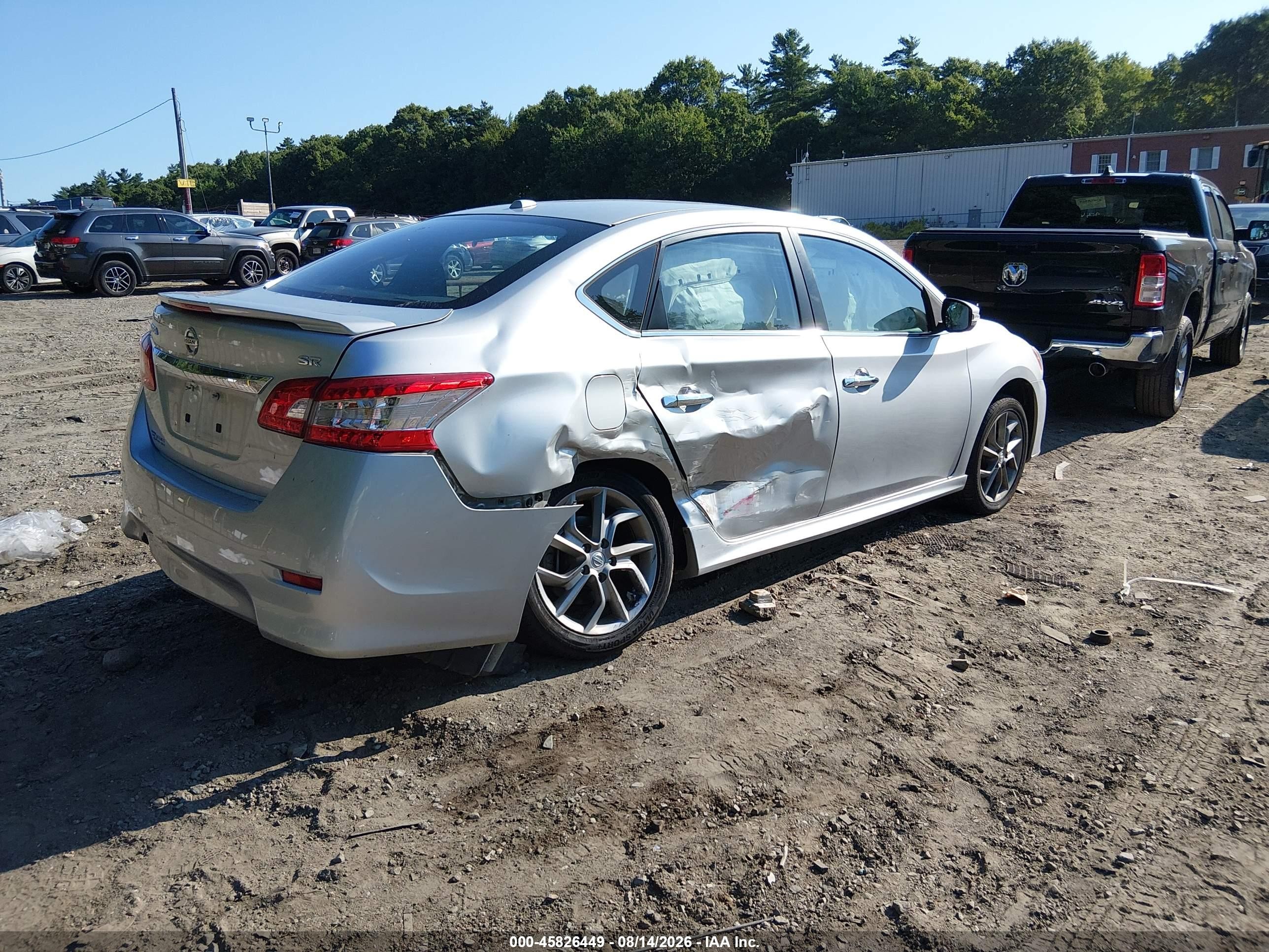 2015 Nissan Sentra Sr Silver vin: 3N1AB7AP2FY330128