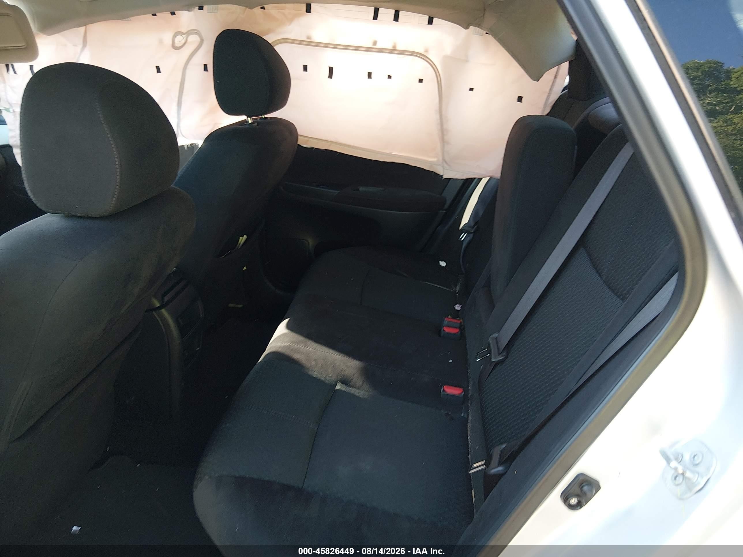 2015 Nissan Sentra Sr Silver vin: 3N1AB7AP2FY330128