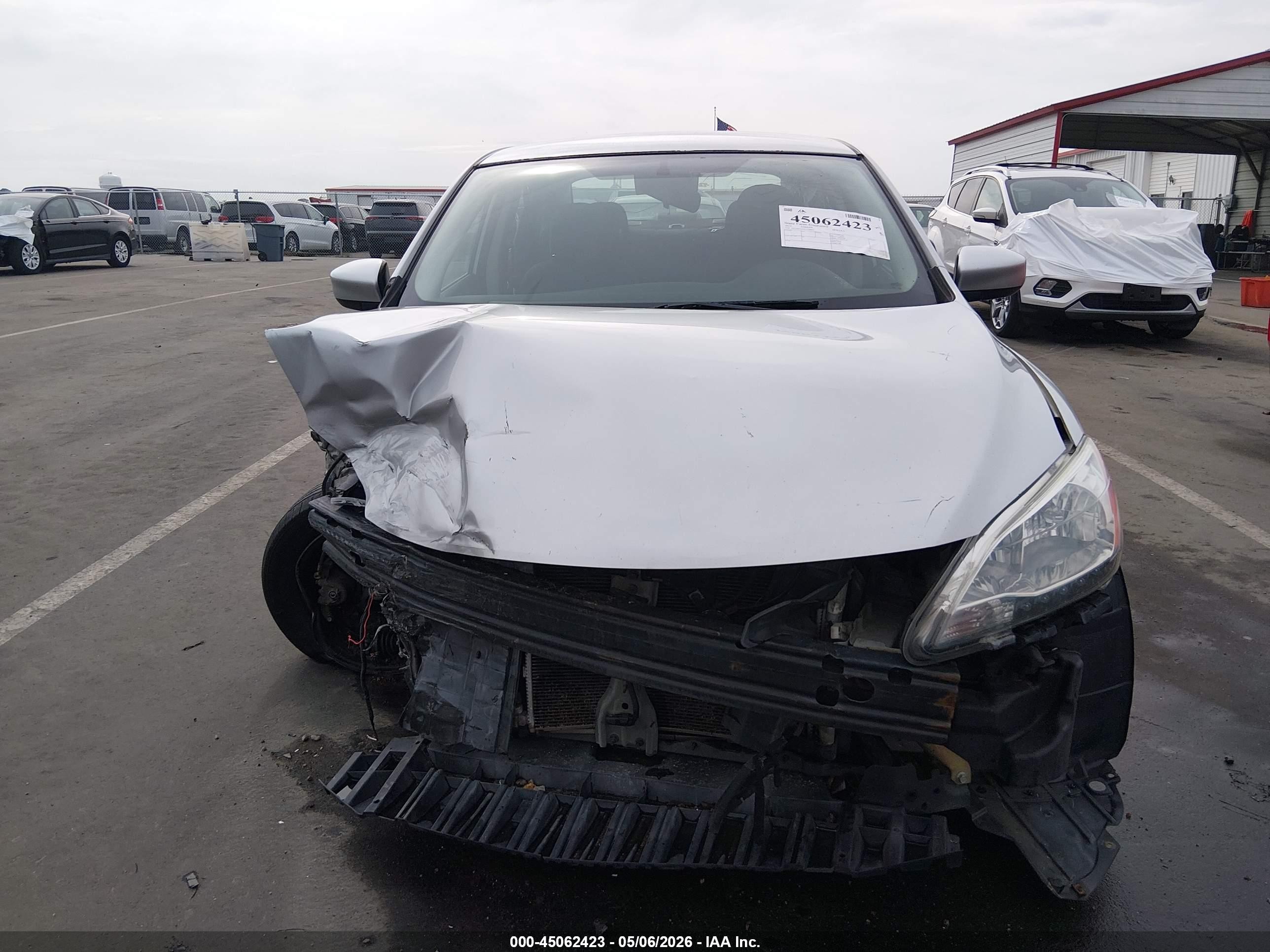 2015 Nissan Sentra Fe+ S Silver vin: 3N1AB7AP2FY336611