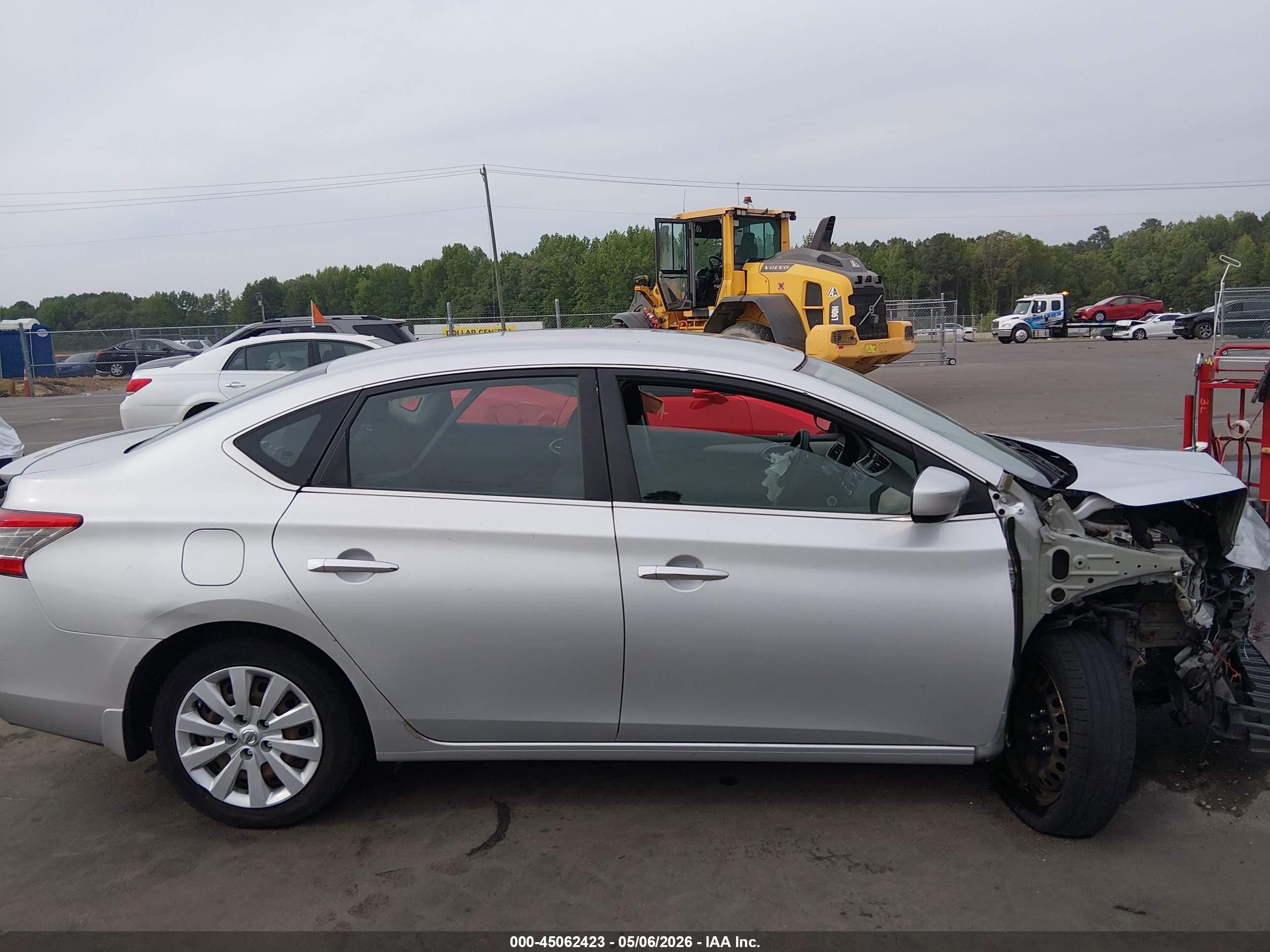 2015 Nissan Sentra Fe+ S Silver vin: 3N1AB7AP2FY336611