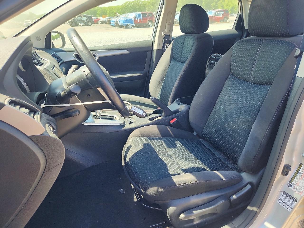 2015 Nissan Sentra Sr Silver vin: 3N1AB7AP2FY343235
