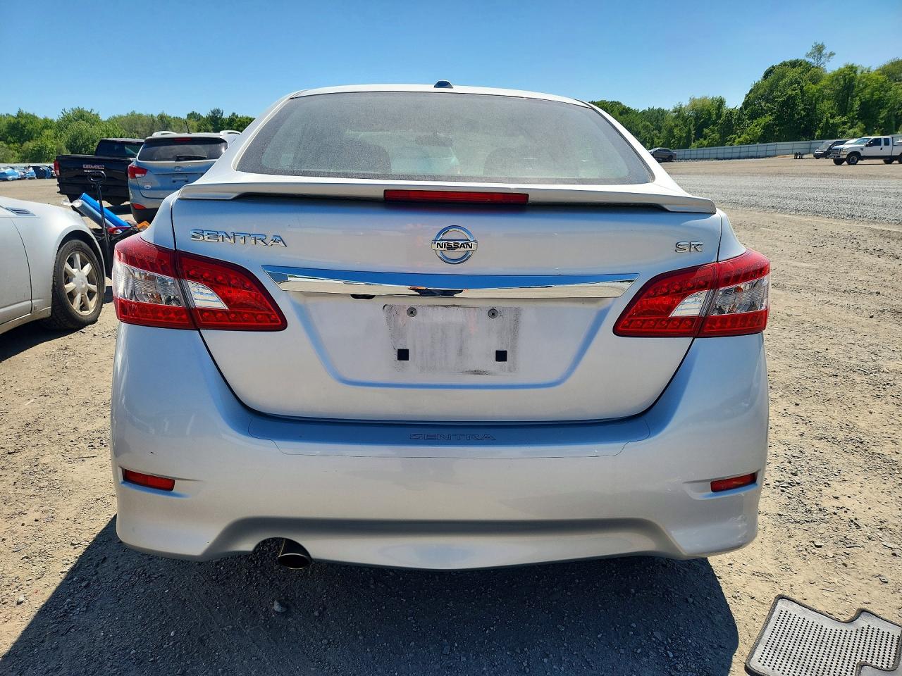 2015 Nissan Sentra Sr Silver vin: 3N1AB7AP2FY343235