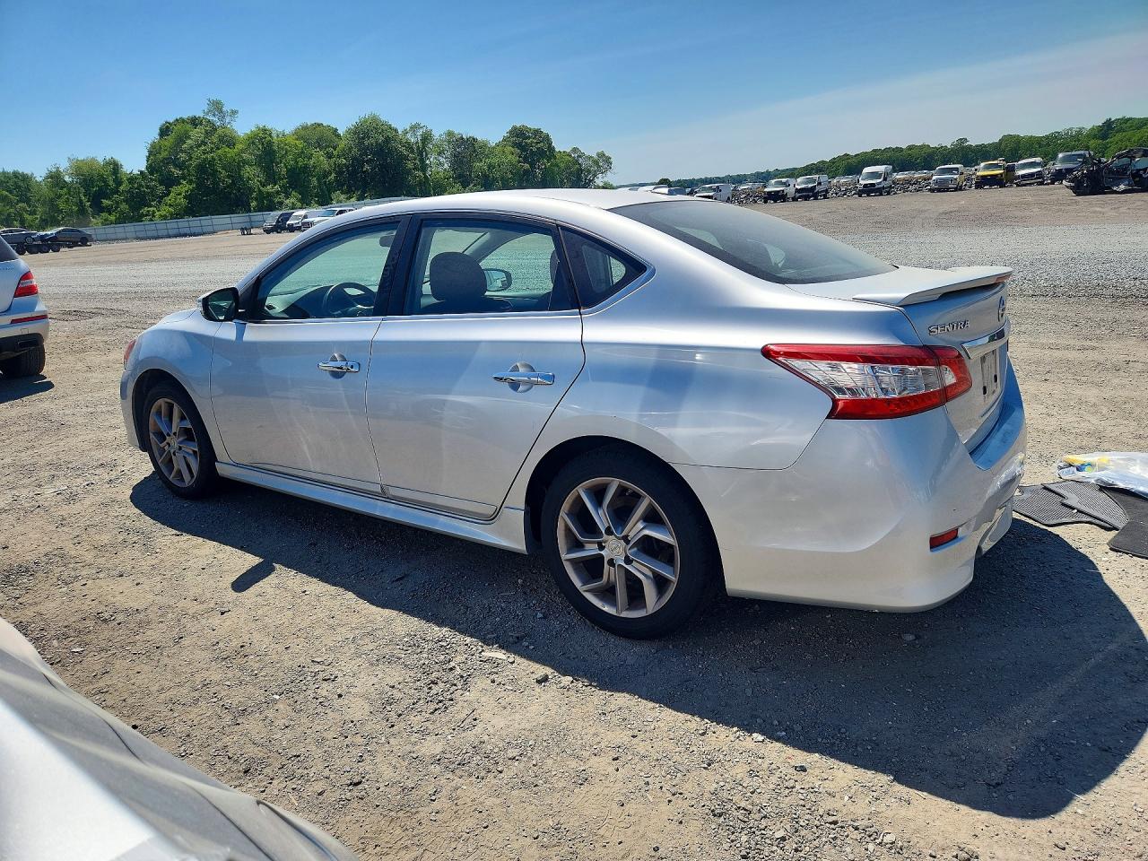 2015 Nissan Sentra Sr Silver vin: 3N1AB7AP2FY343235