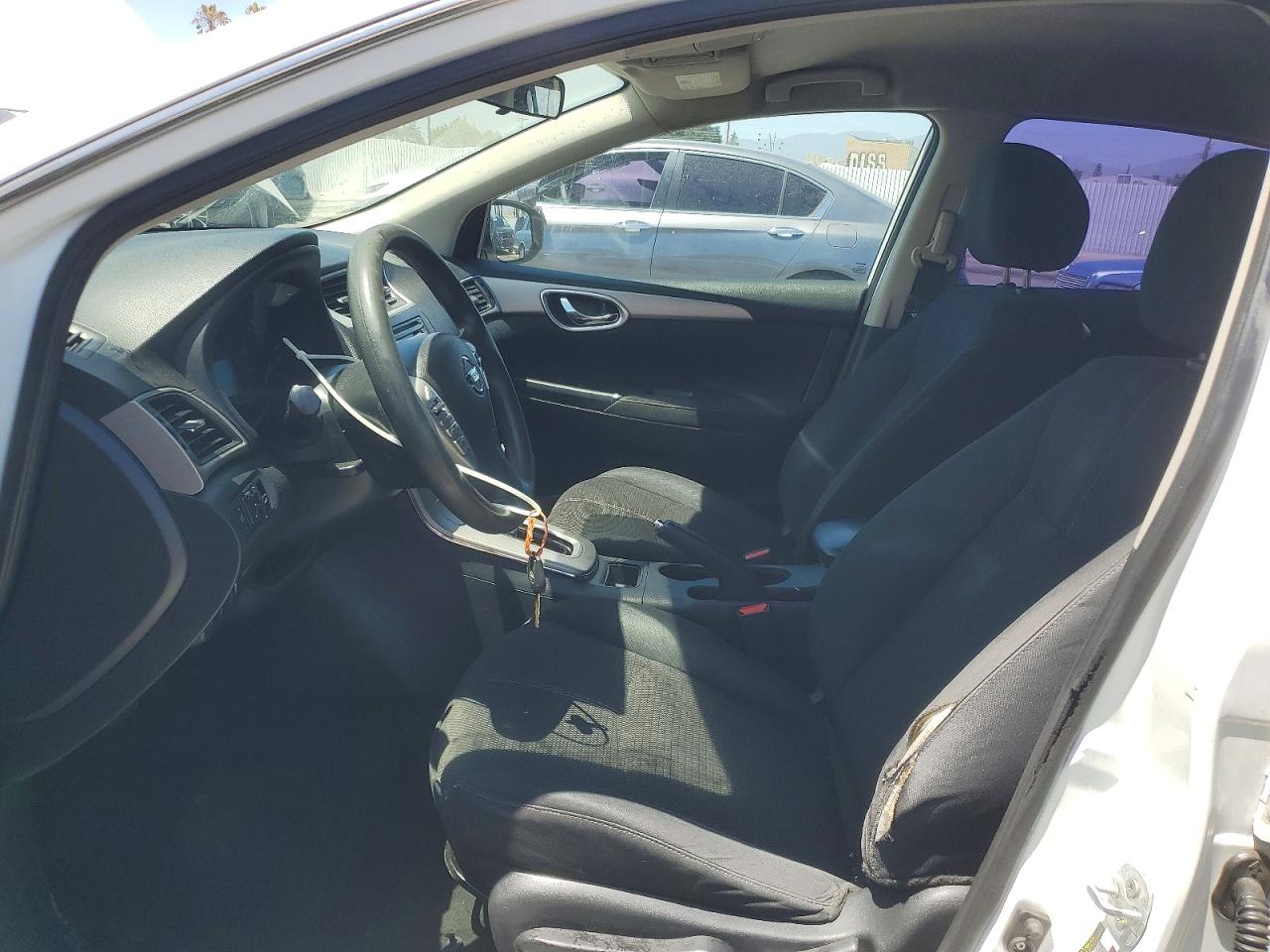 2015 Nissan Sentra S White vin: 3N1AB7AP2FY348659