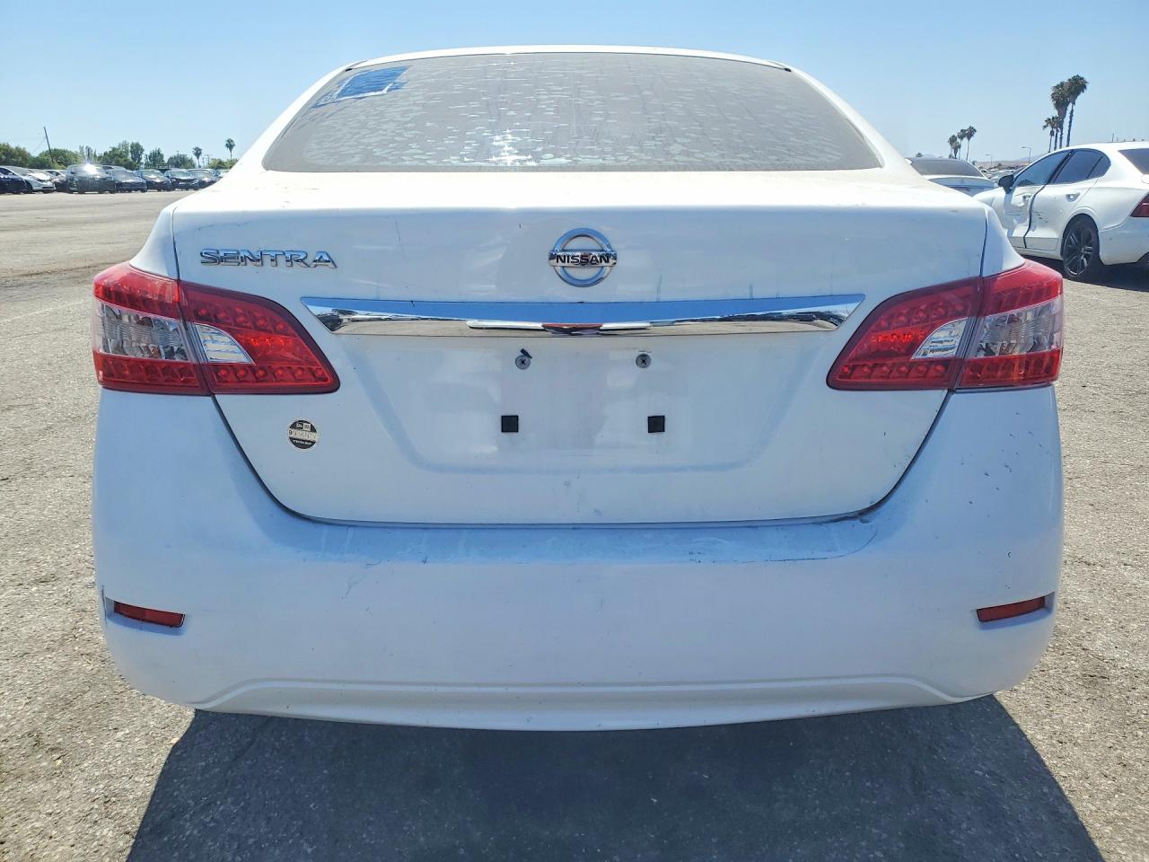 2015 Nissan Sentra S White vin: 3N1AB7AP2FY348659
