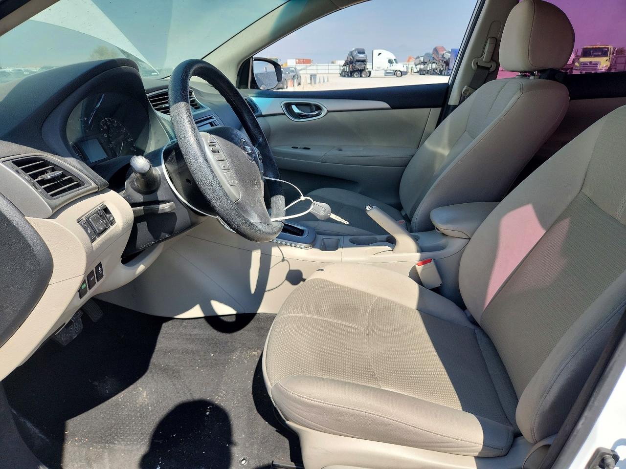 2015 Nissan Sentra S White vin: 3N1AB7AP2FY362352