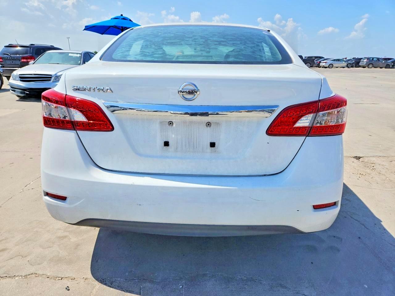 2015 Nissan Sentra S White vin: 3N1AB7AP2FY376655