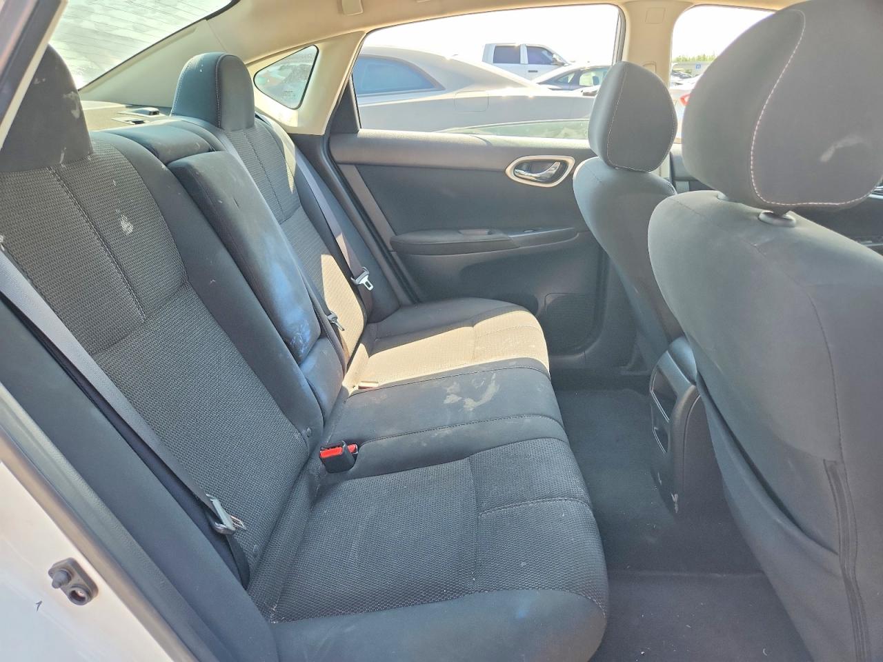 2015 Nissan Sentra S White vin: 3N1AB7AP2FY376655