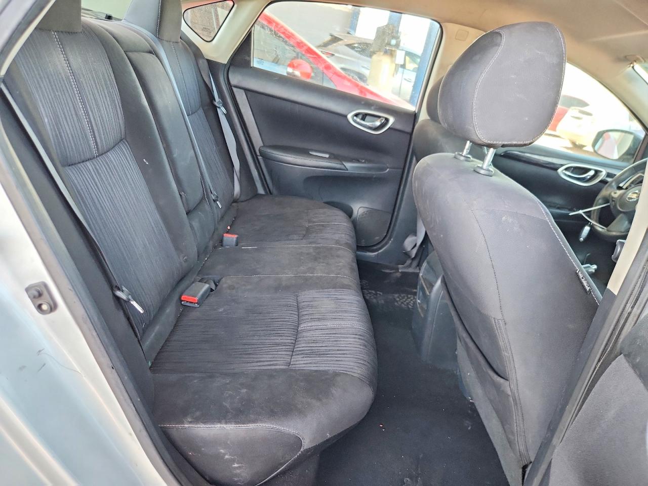 2017 Nissan Sentra Sv Silver vin: 3N1AB7AP2HY317883