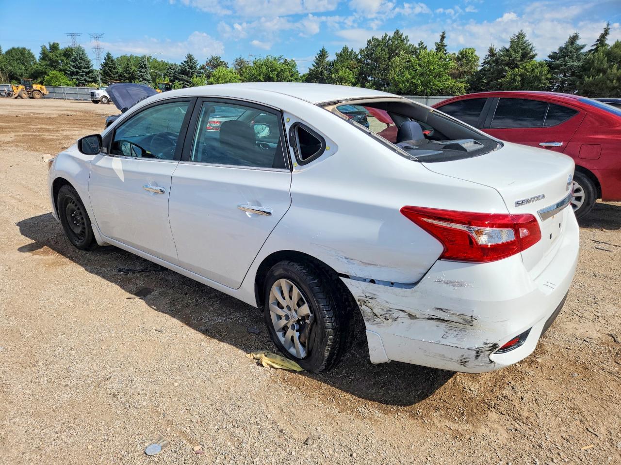 2017 Nissan Sentra S Белый vin: 3N1AB7AP2HY382488