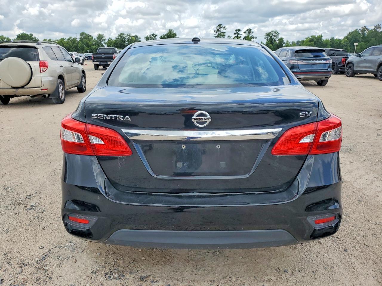 2018 Nissan Sentra Sv Black vin: 3N1AB7AP2JL624120