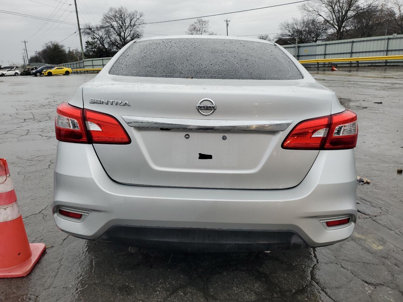 2018 Nissan Sentra S Silver vin: 3N1AB7AP2JY317193